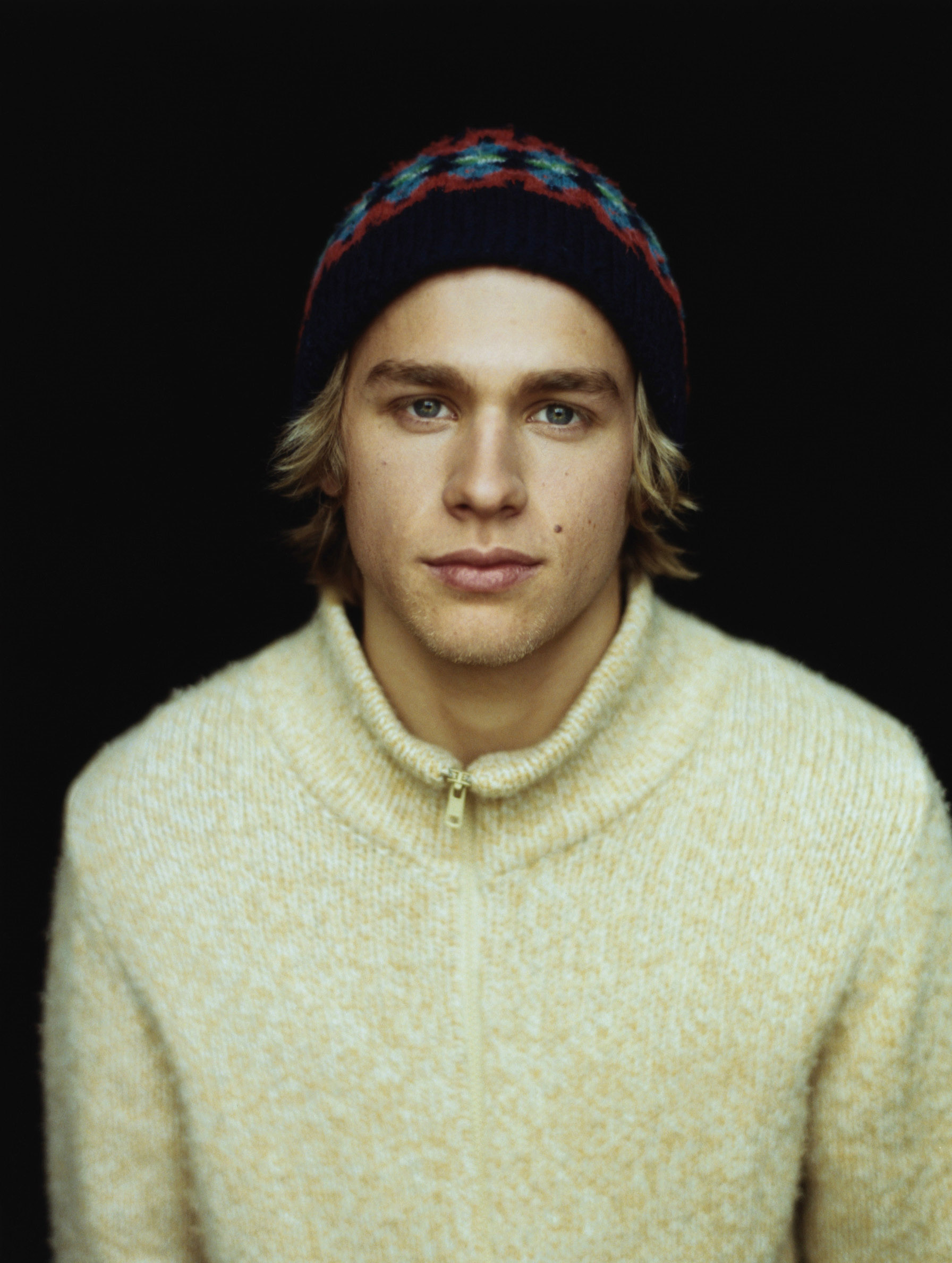 Charlie Hunnam photo #417401