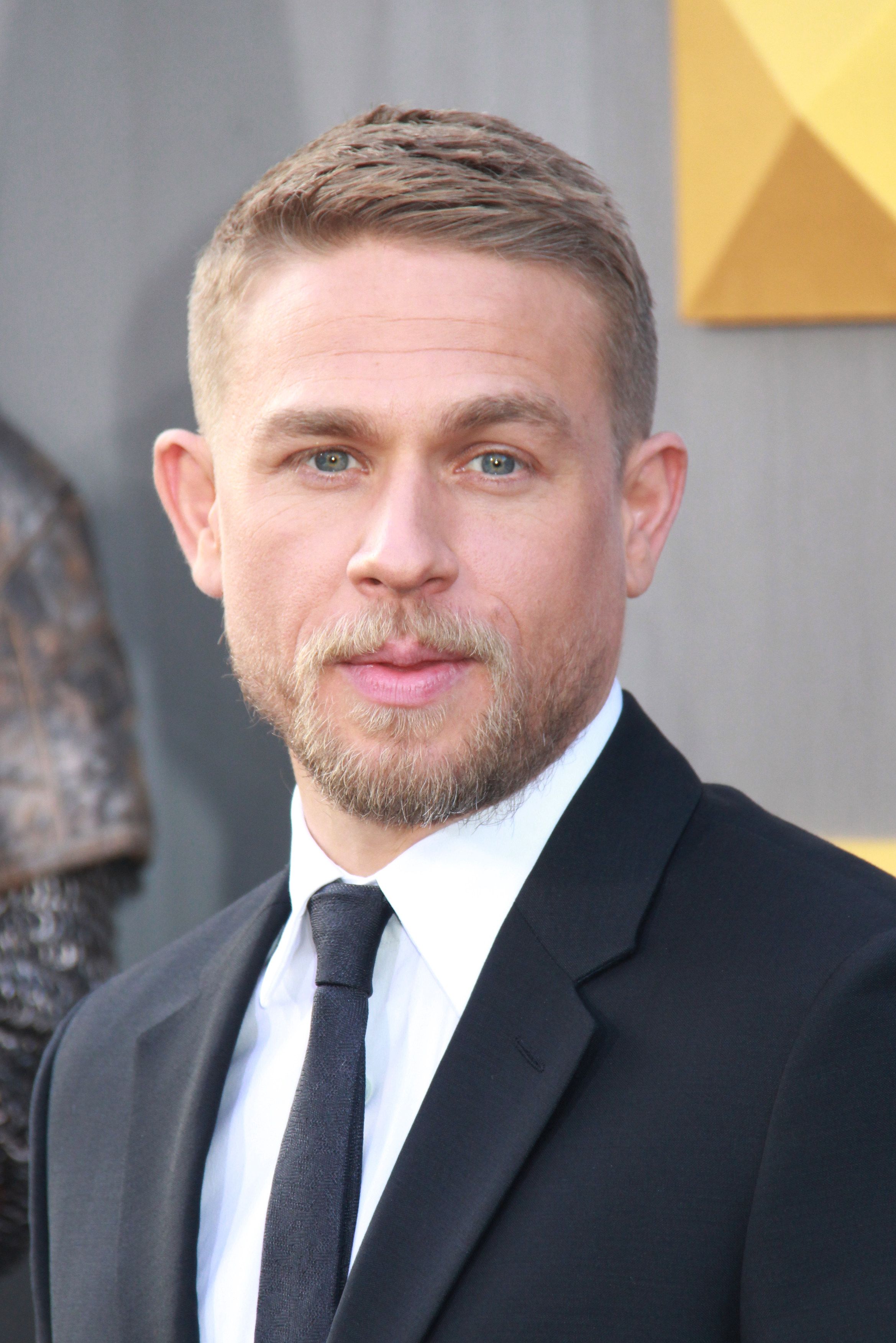 Charlie Hunnam photo #781704