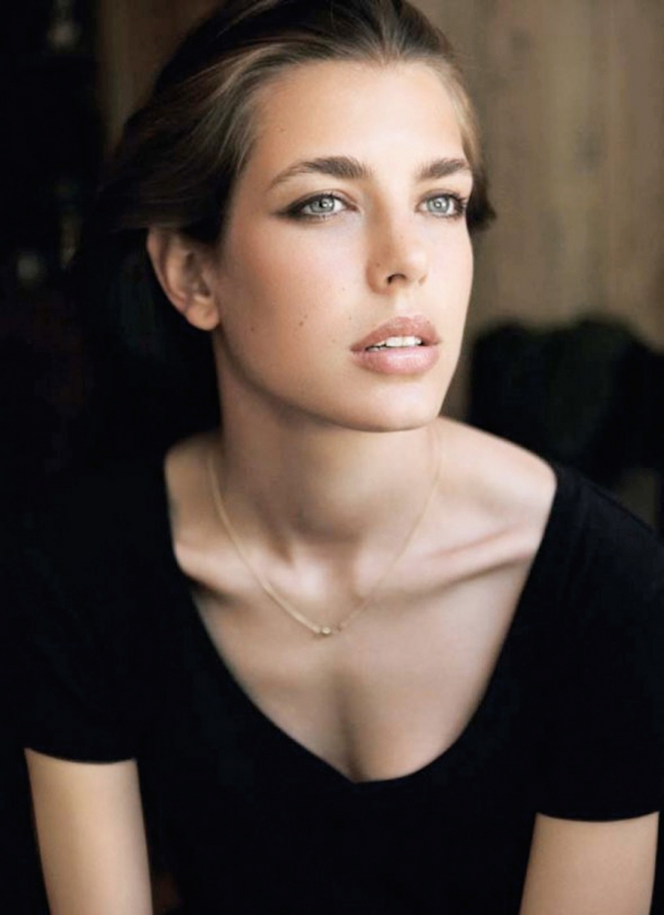 Charlotte Casiraghi photo #398286