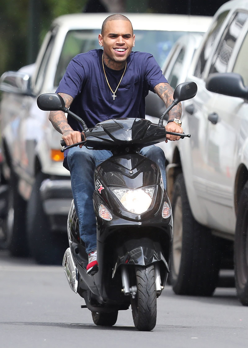 Chris Brown photo #470859