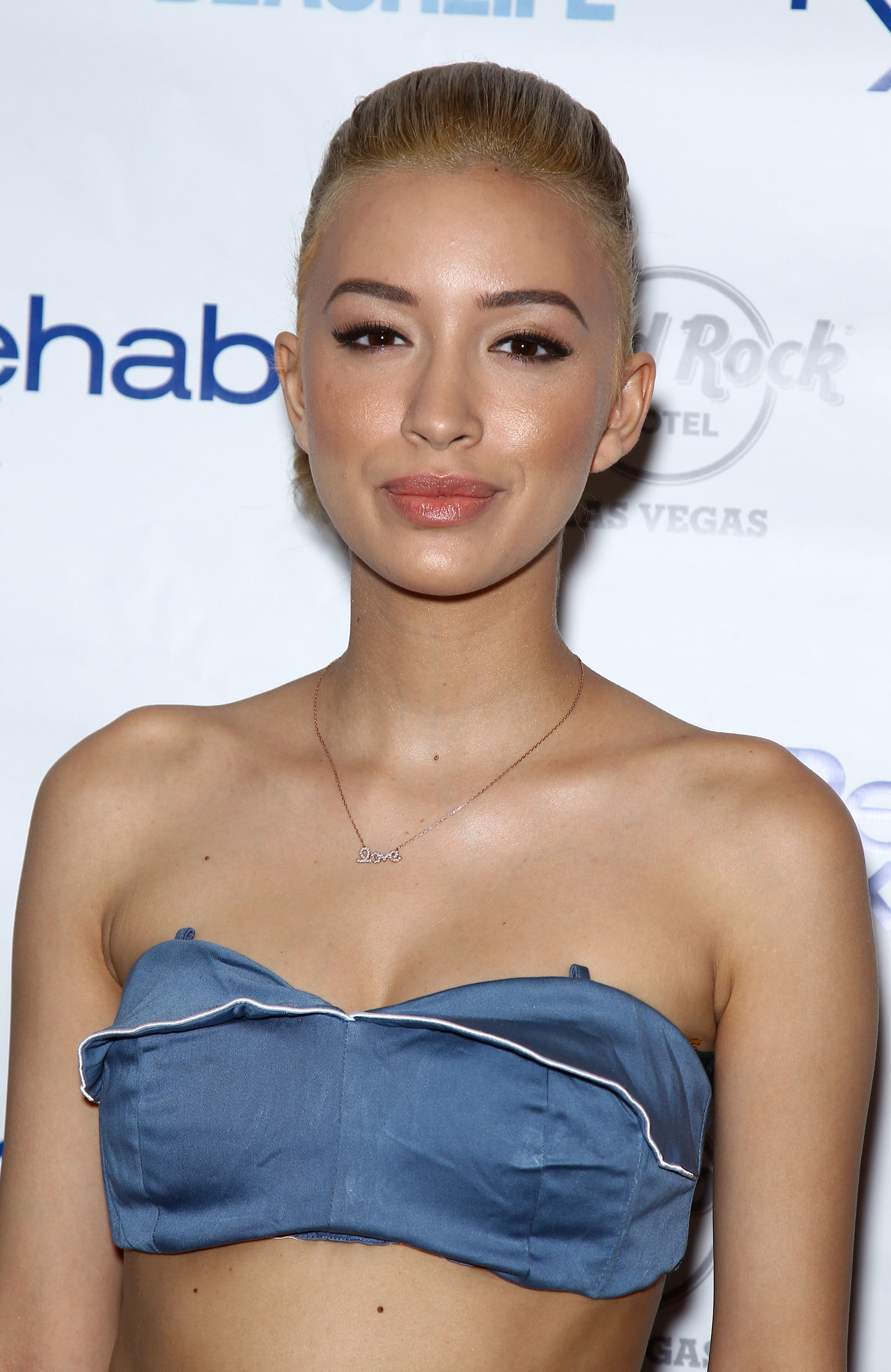 Christian Serratos photo #433762