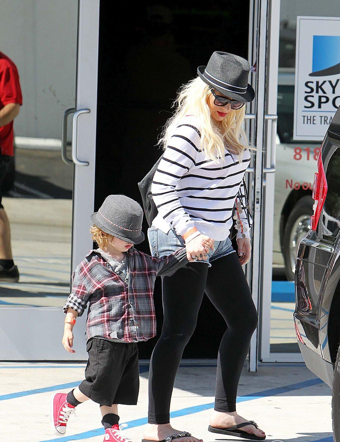 Christina Aguilera photo #404093