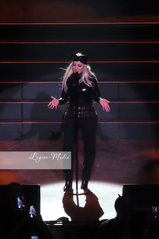 Christina Aguilera photo #988077