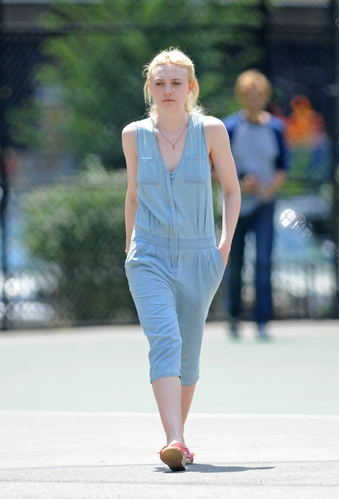 Dakota Fanning photo #407325