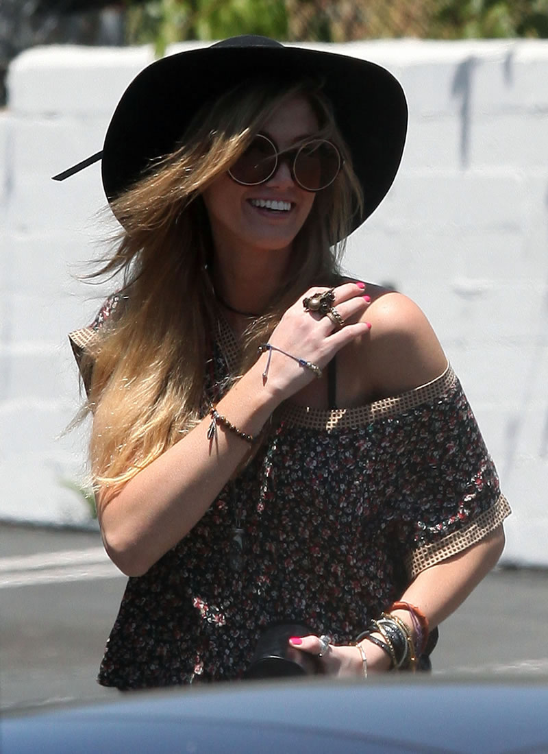 Delta Goodrem photo #405794