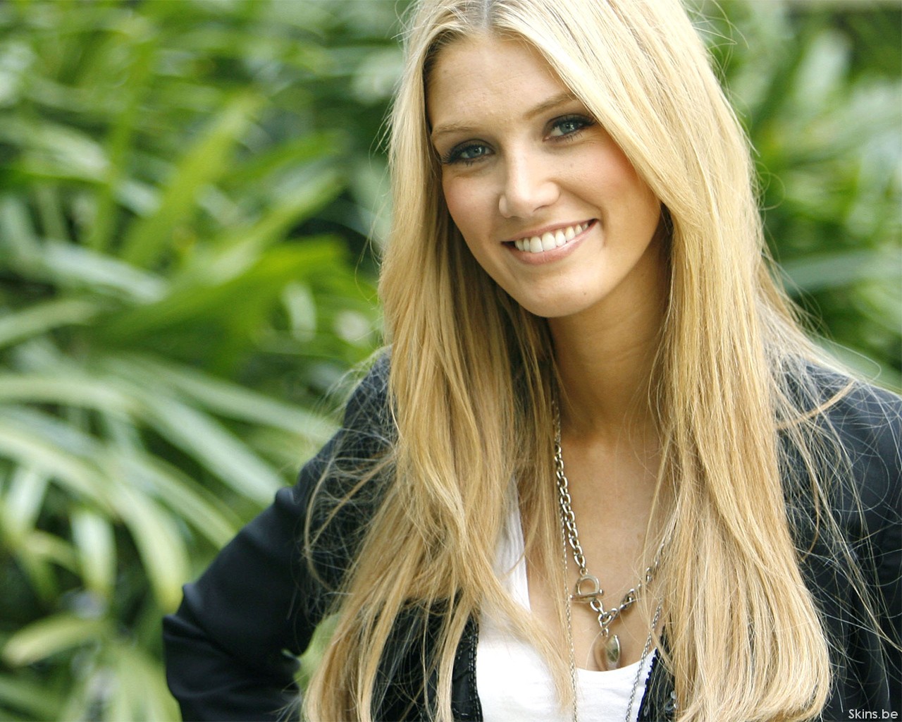 Delta Goodrem photo #128221