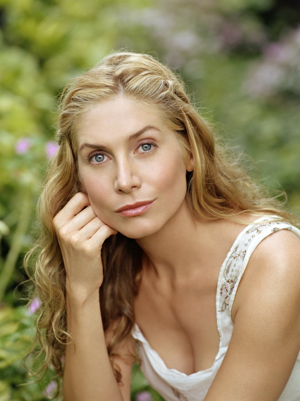 Elizabeth Mitchell photo #245393