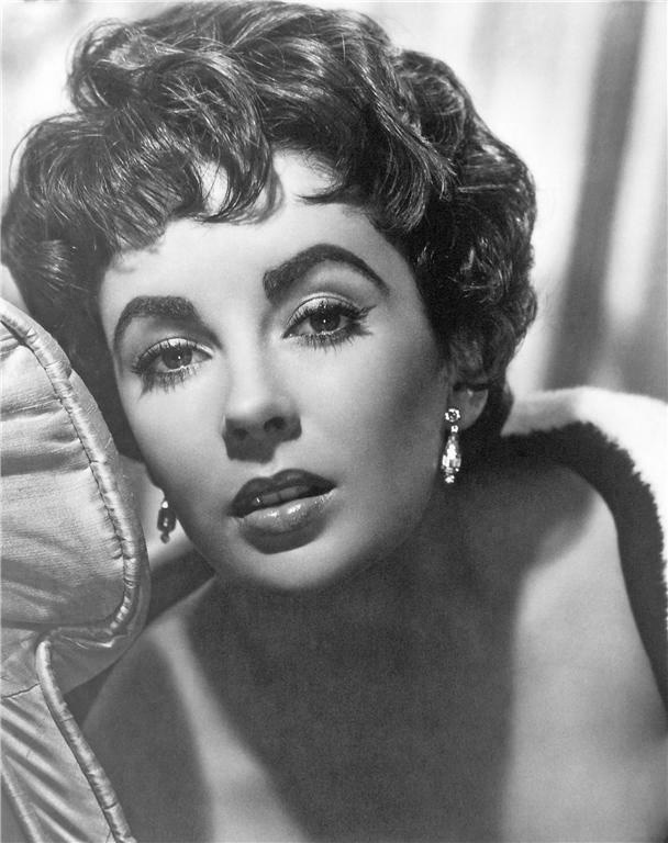 Elizabeth Taylor photo #71068