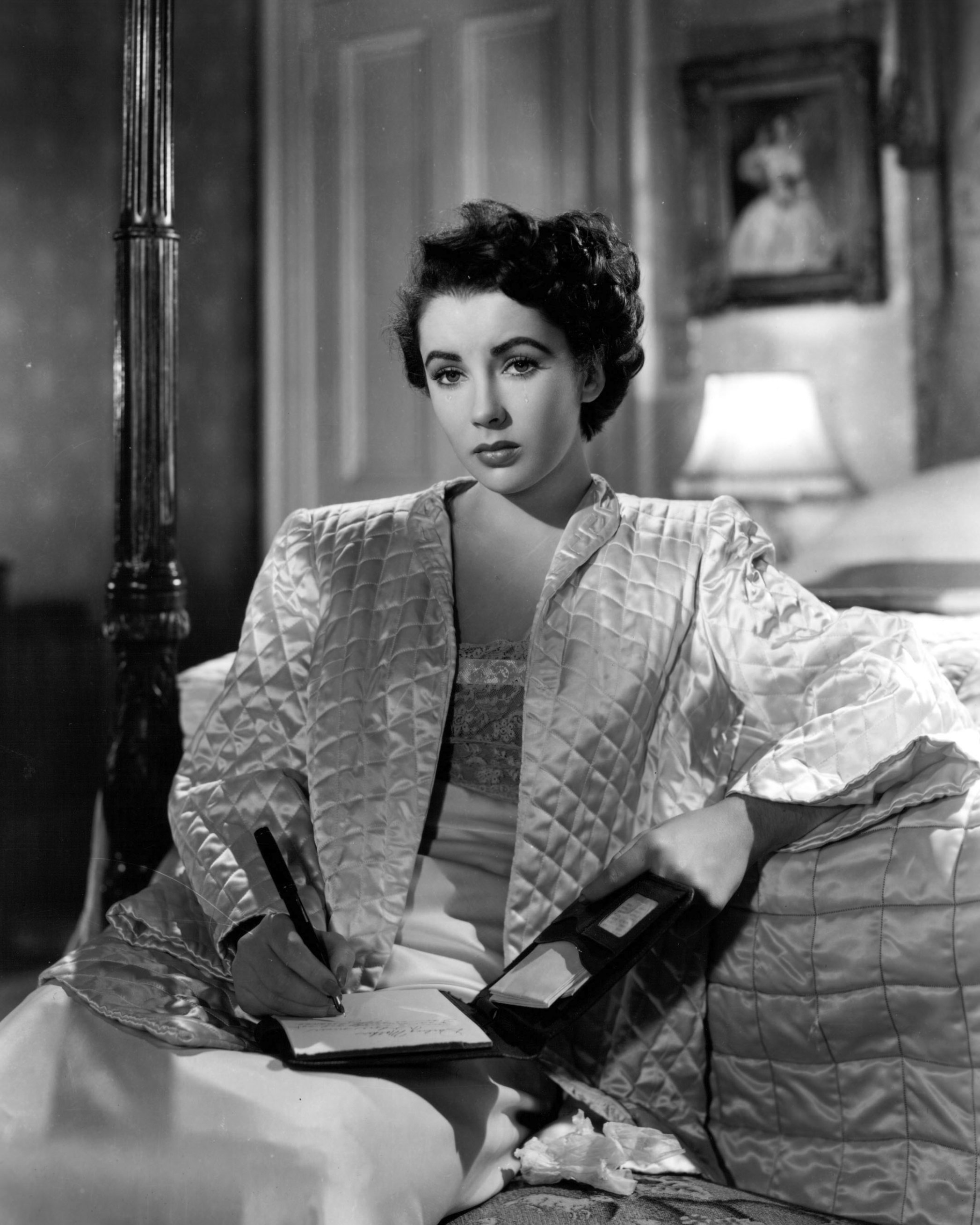 Elizabeth Taylor photo #181082