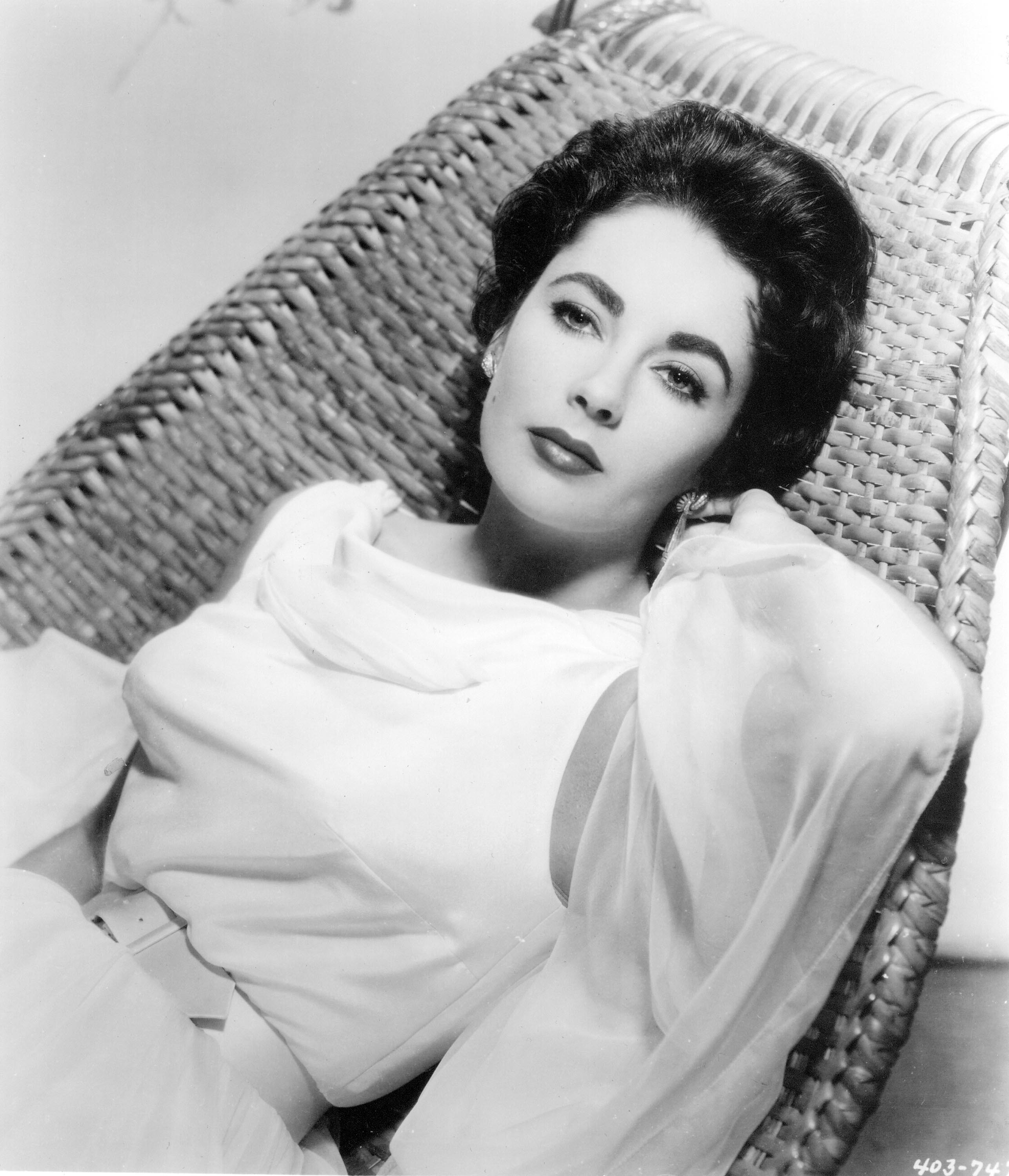 Elizabeth Taylor photo #462150