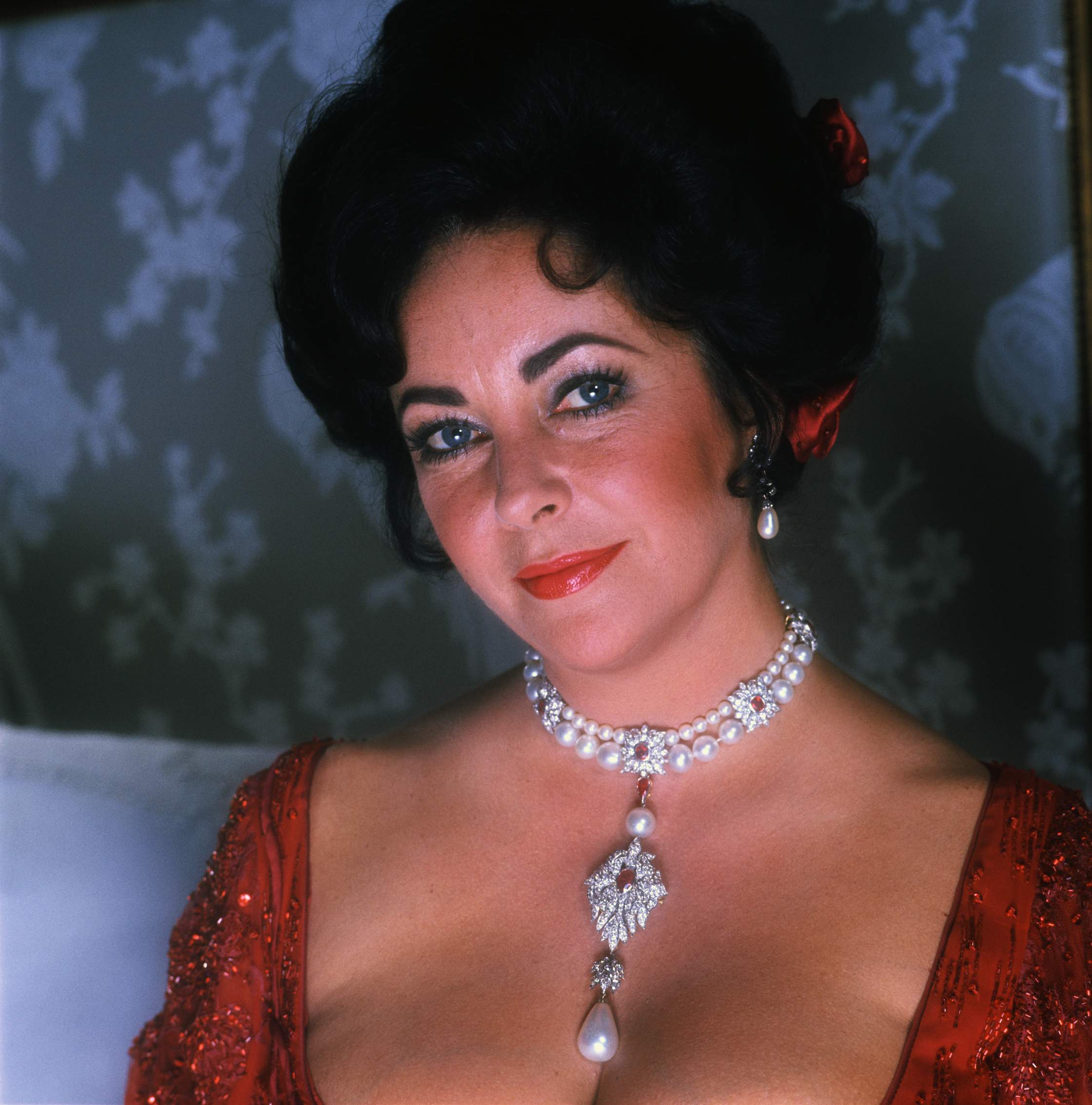 Elizabeth Taylor photo #197482