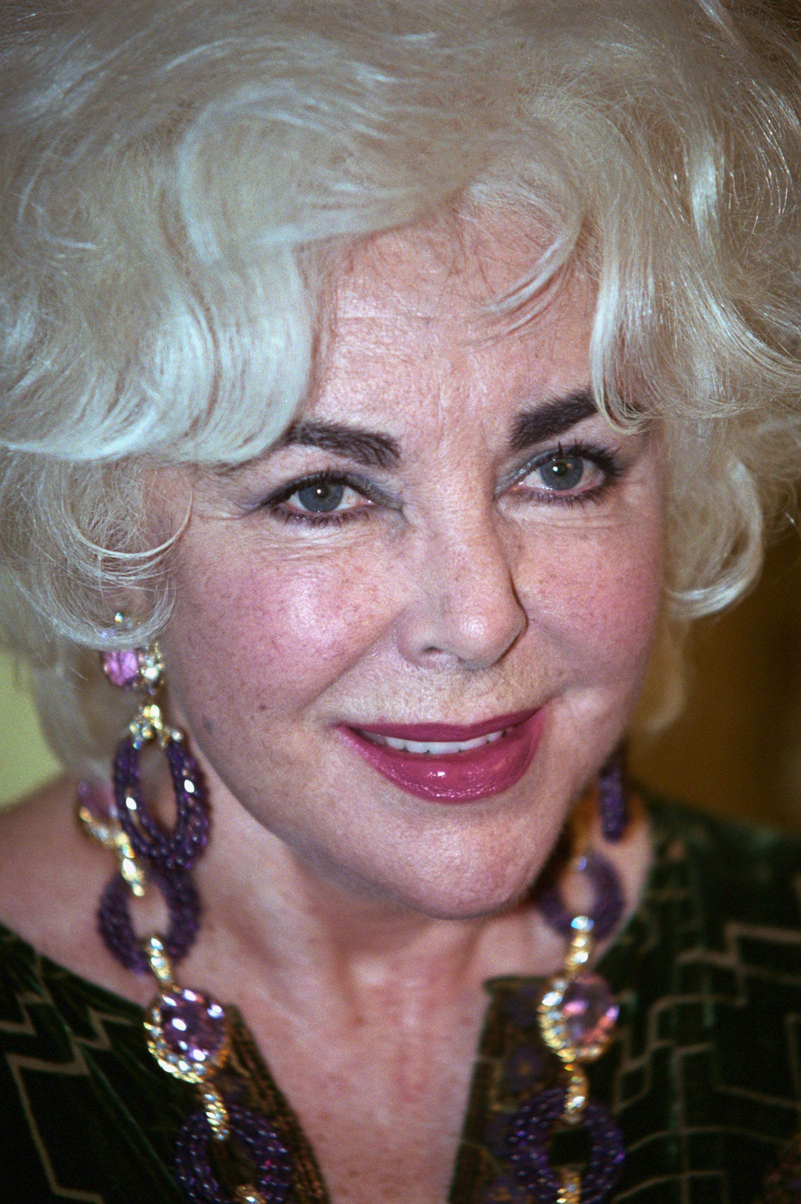 Elizabeth Taylor photo #197478