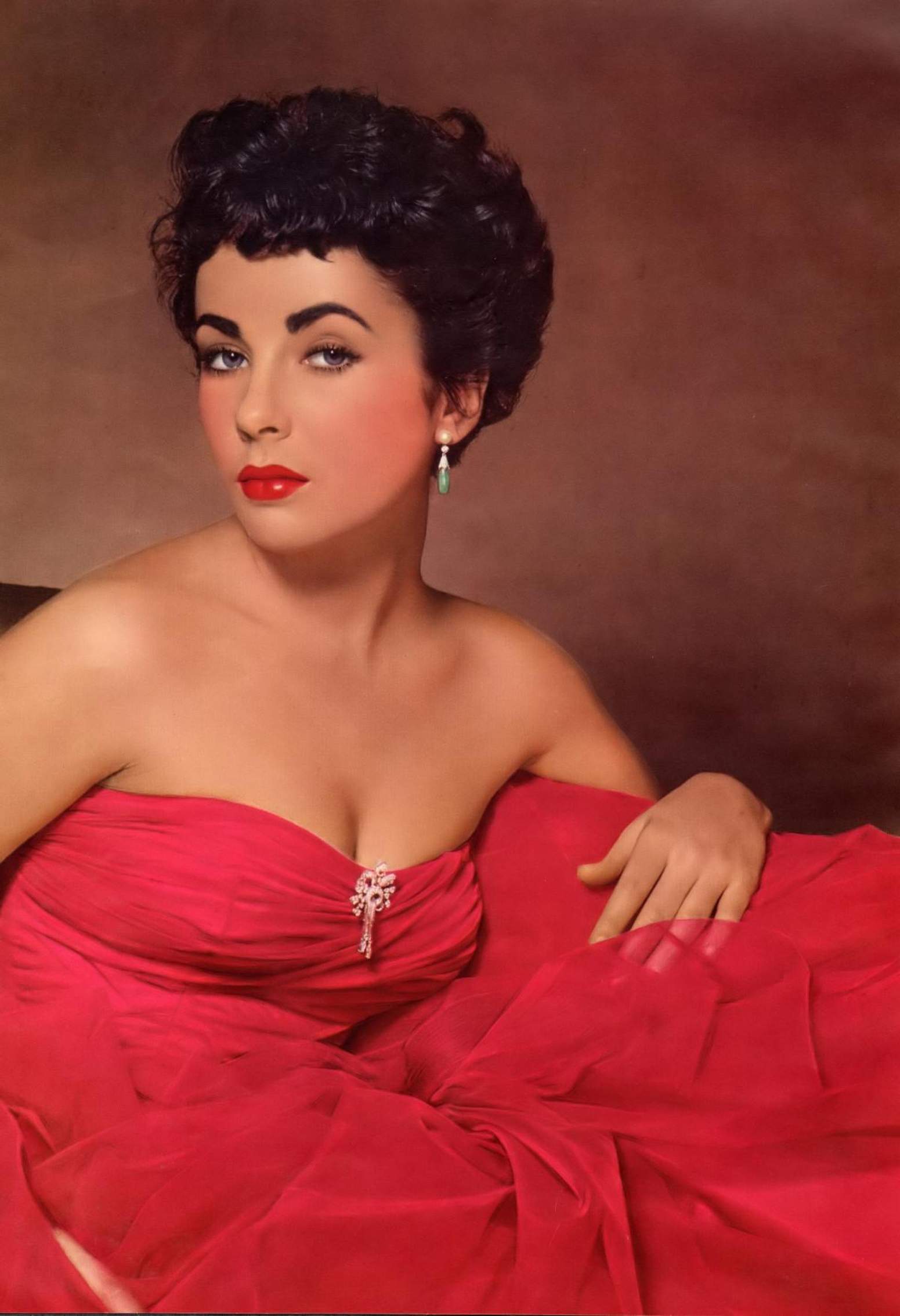 Elizabeth Taylor photo #200709