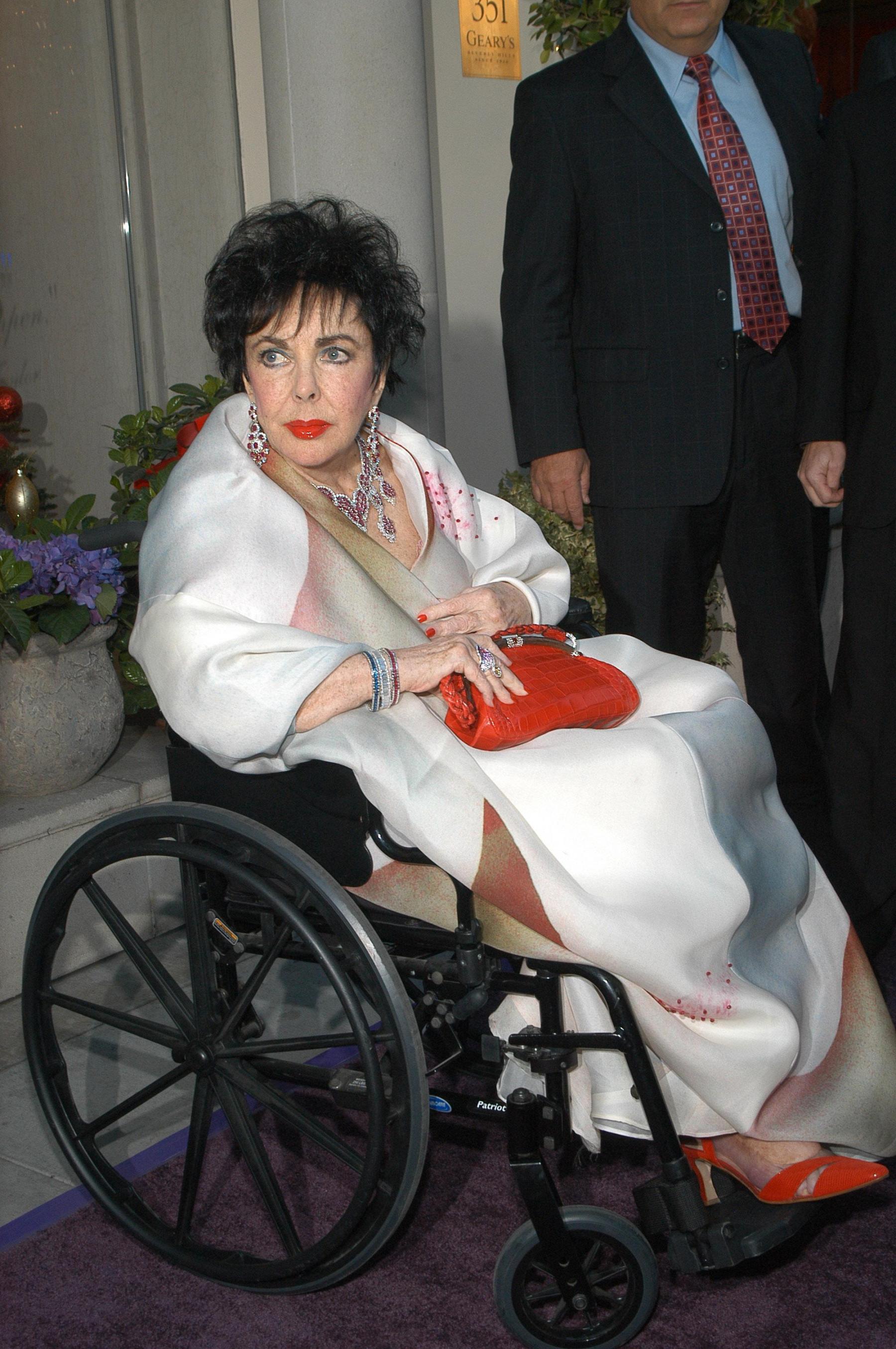 Elizabeth Taylor photo #182953