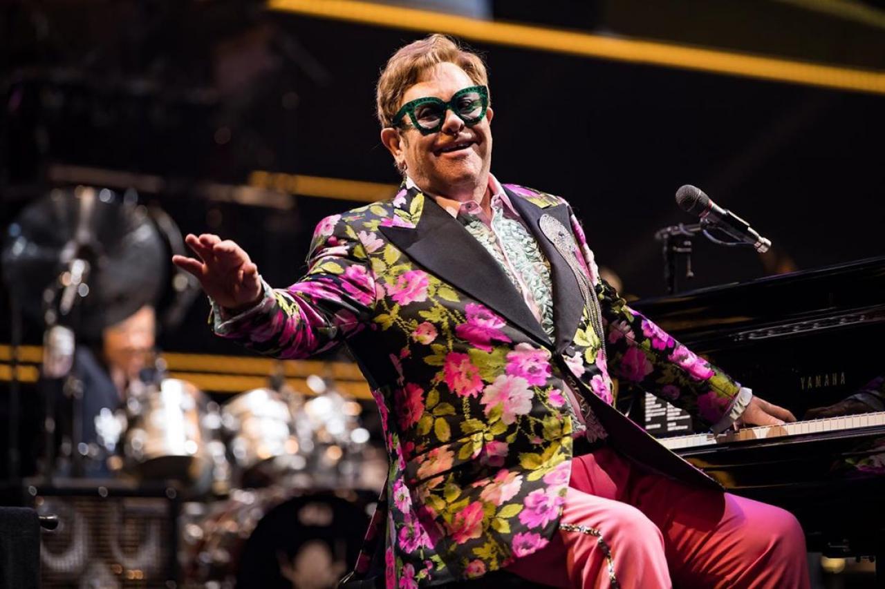 Elton John photo #1041209