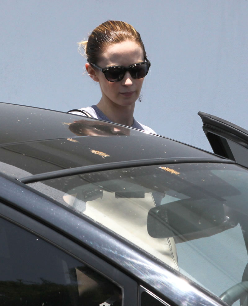 Emily Blunt photo #412408