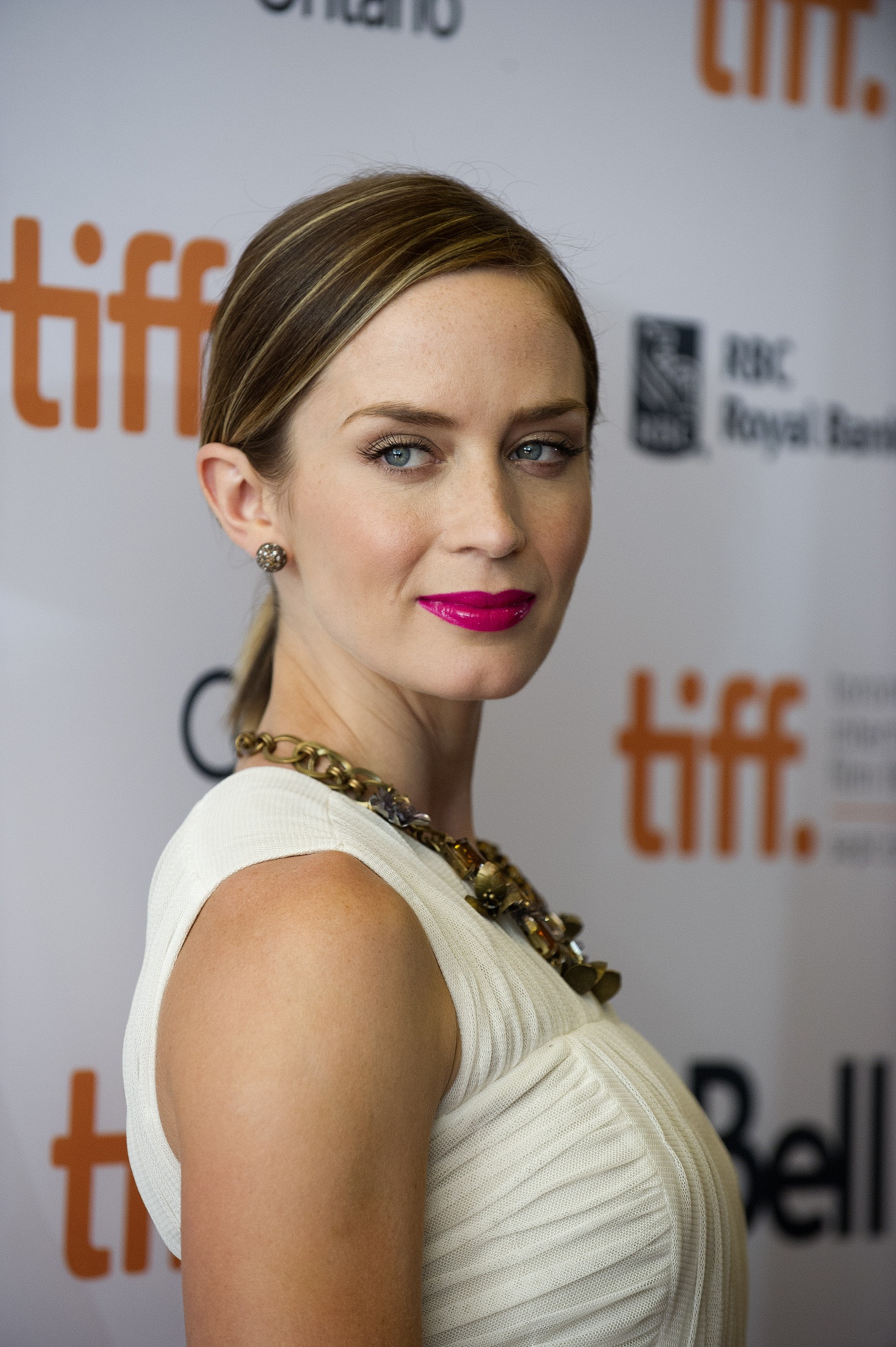 Emily Blunt photo #427797