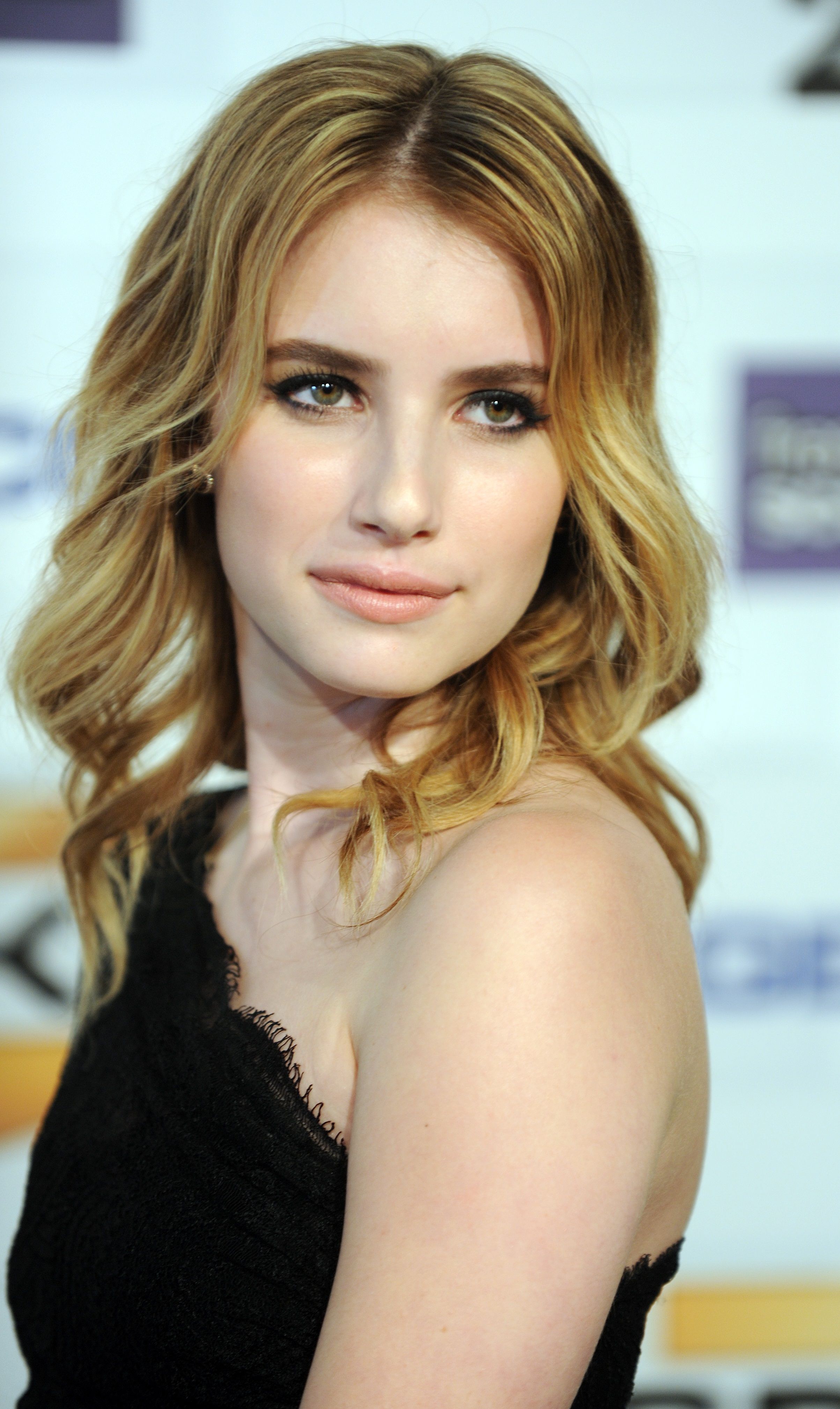 Emma Roberts photo #440629