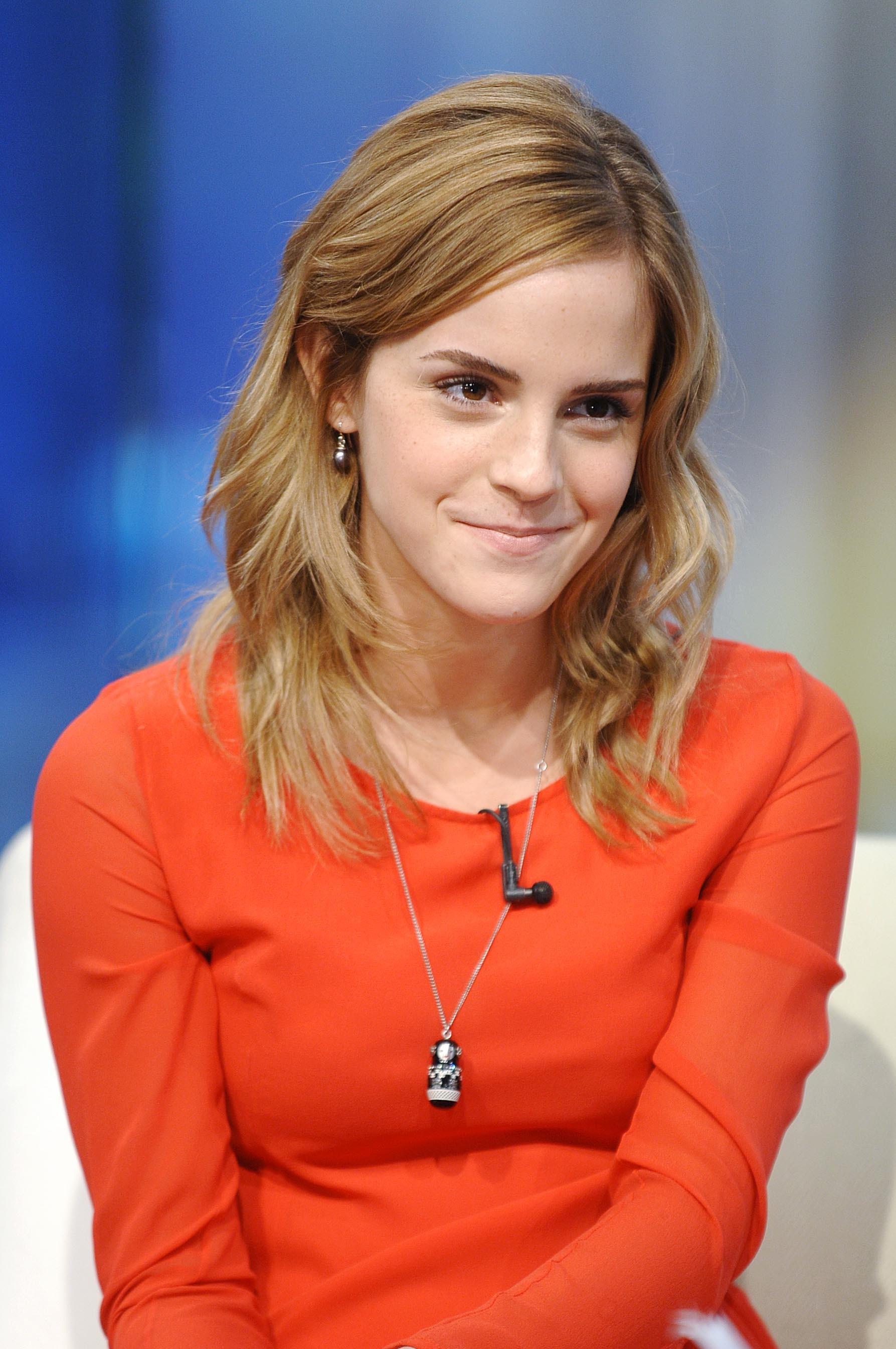 Emma Watson photo #483379 | Celebs-Place.com