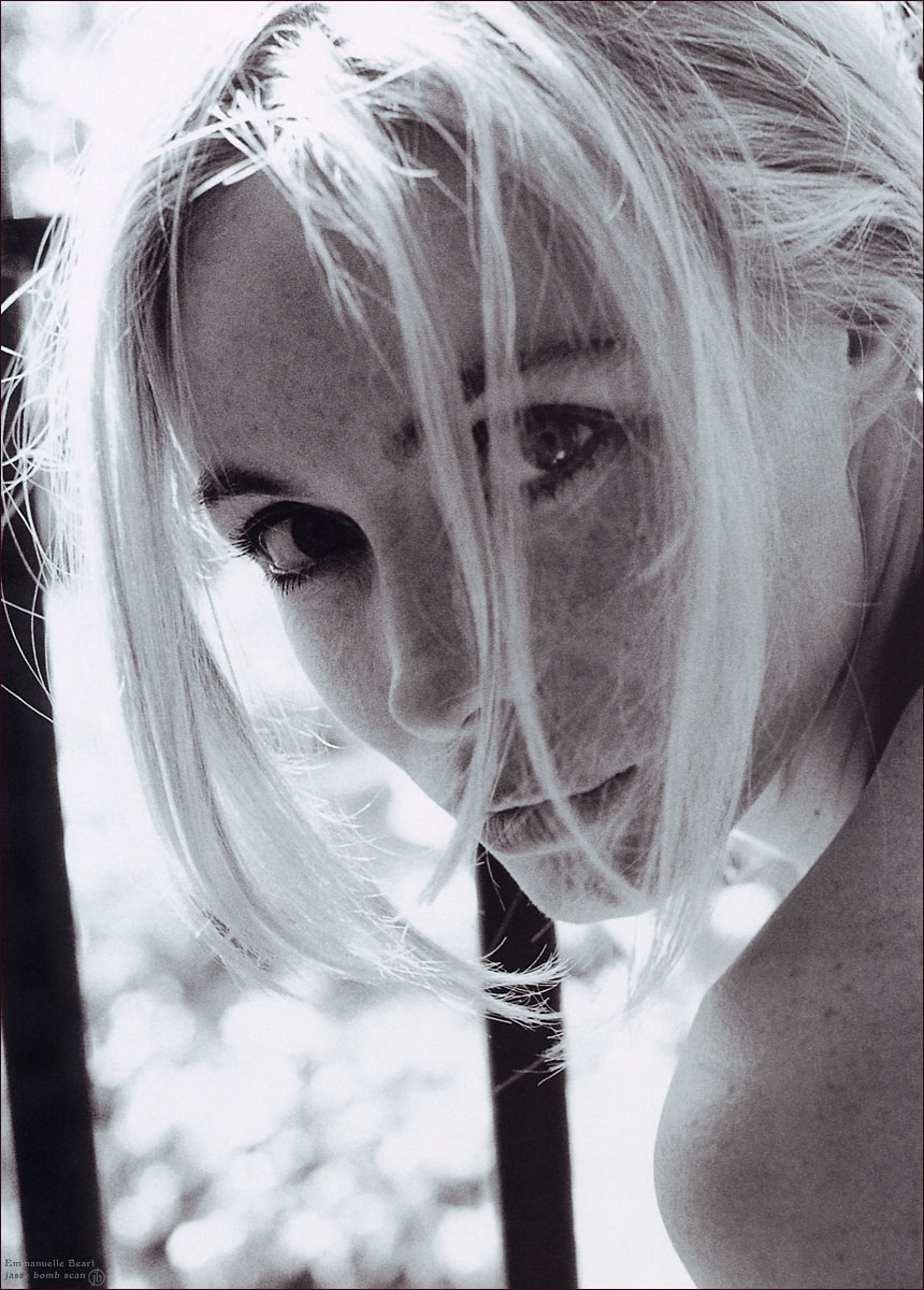 Emmanuelle Beart photo #2761