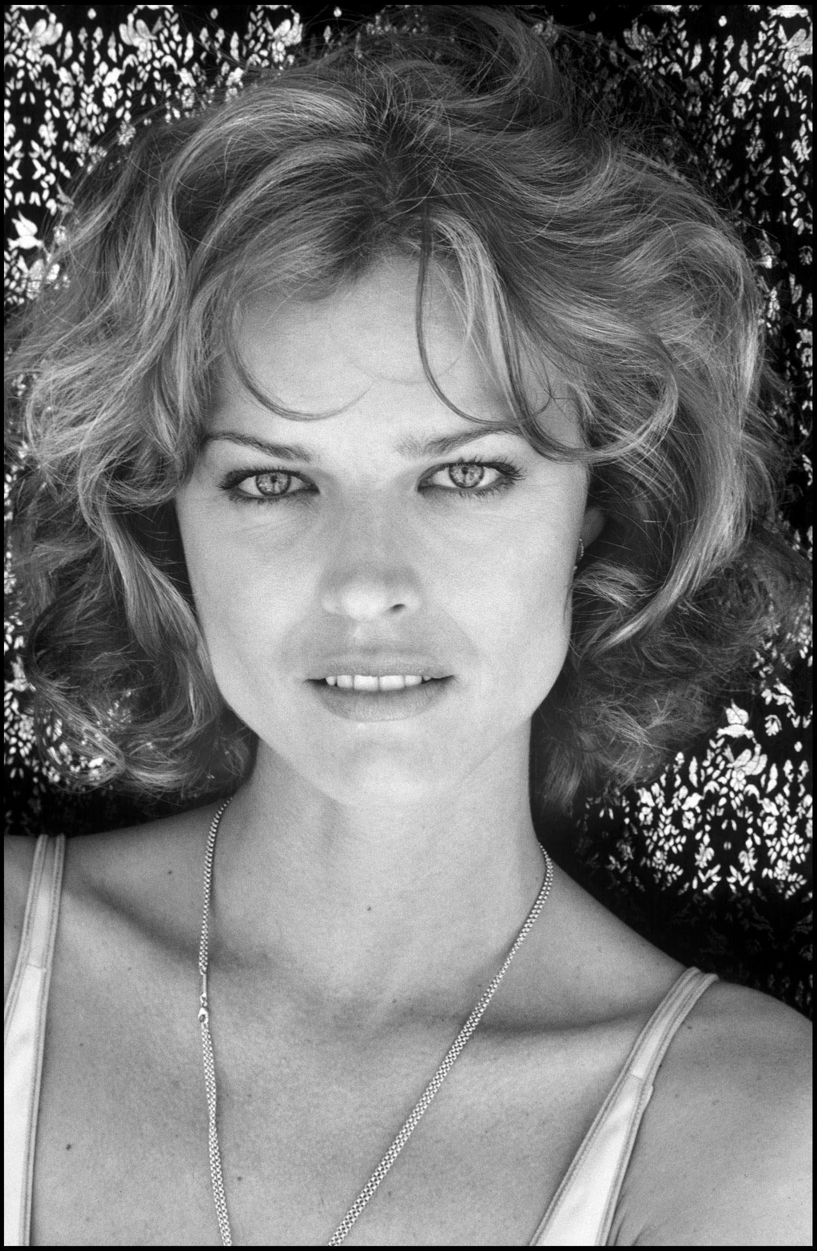 Eva Herzigova photo #47192