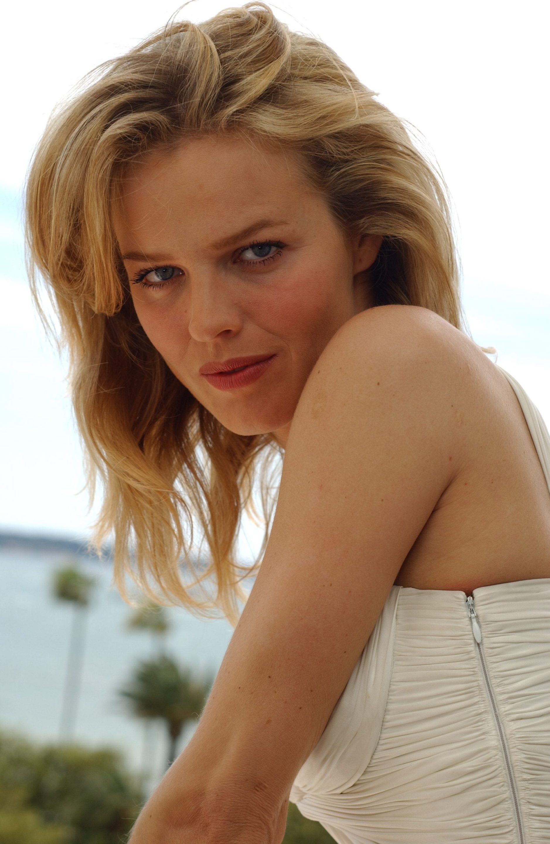 Eva Herzigova photo #100306