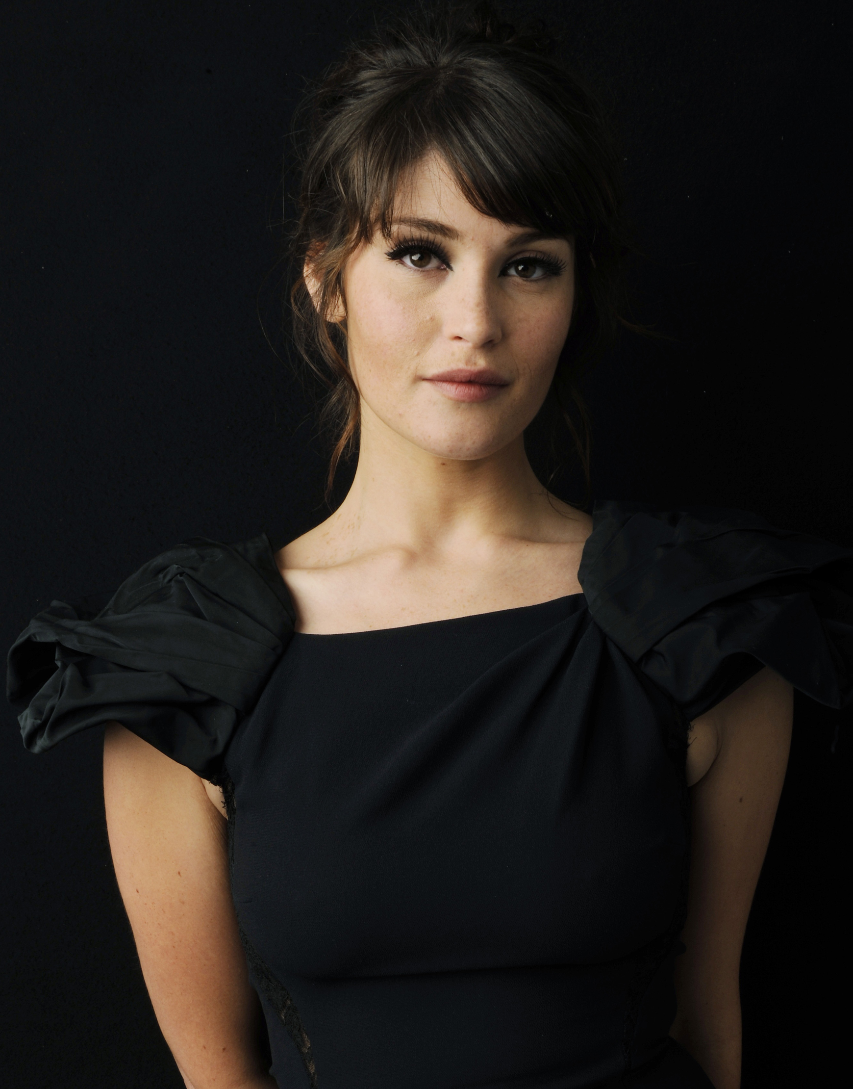 Артертон фото. Gemma Arterton. Джемма Артертон Джеймс Бонд. Gemma Arterton face.