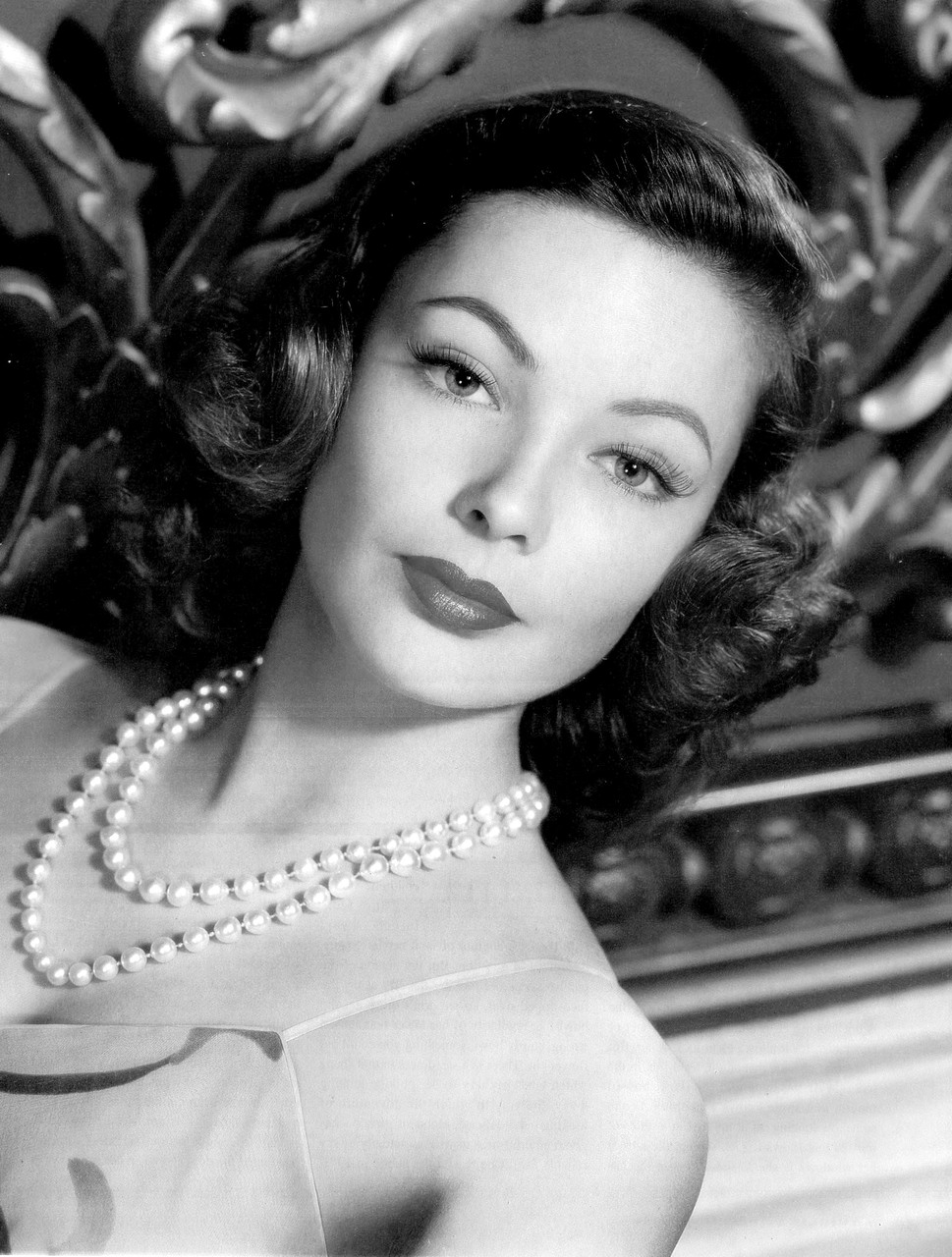 Gene Tierney photo #507290