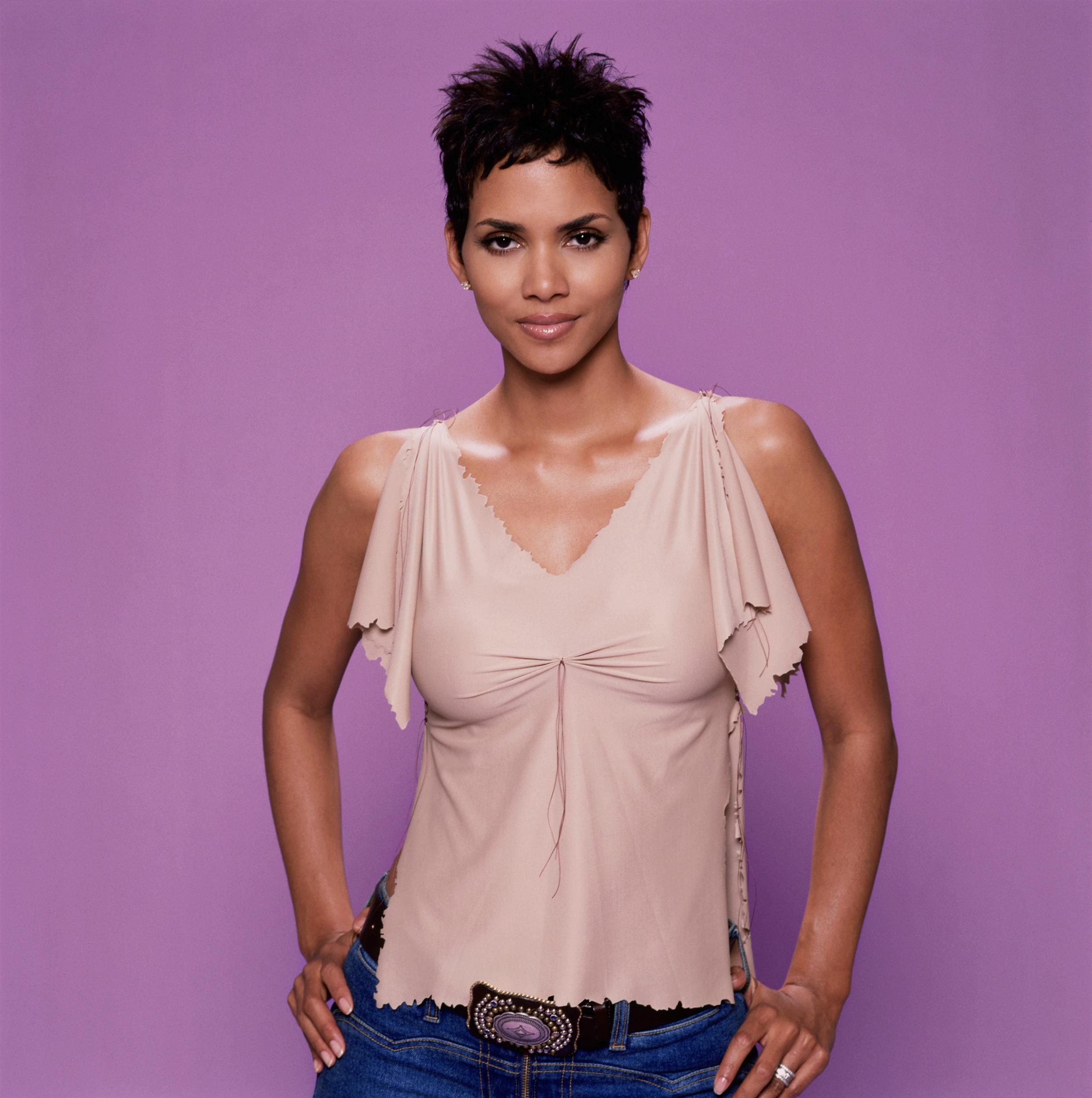 Halle Berry photo #13110