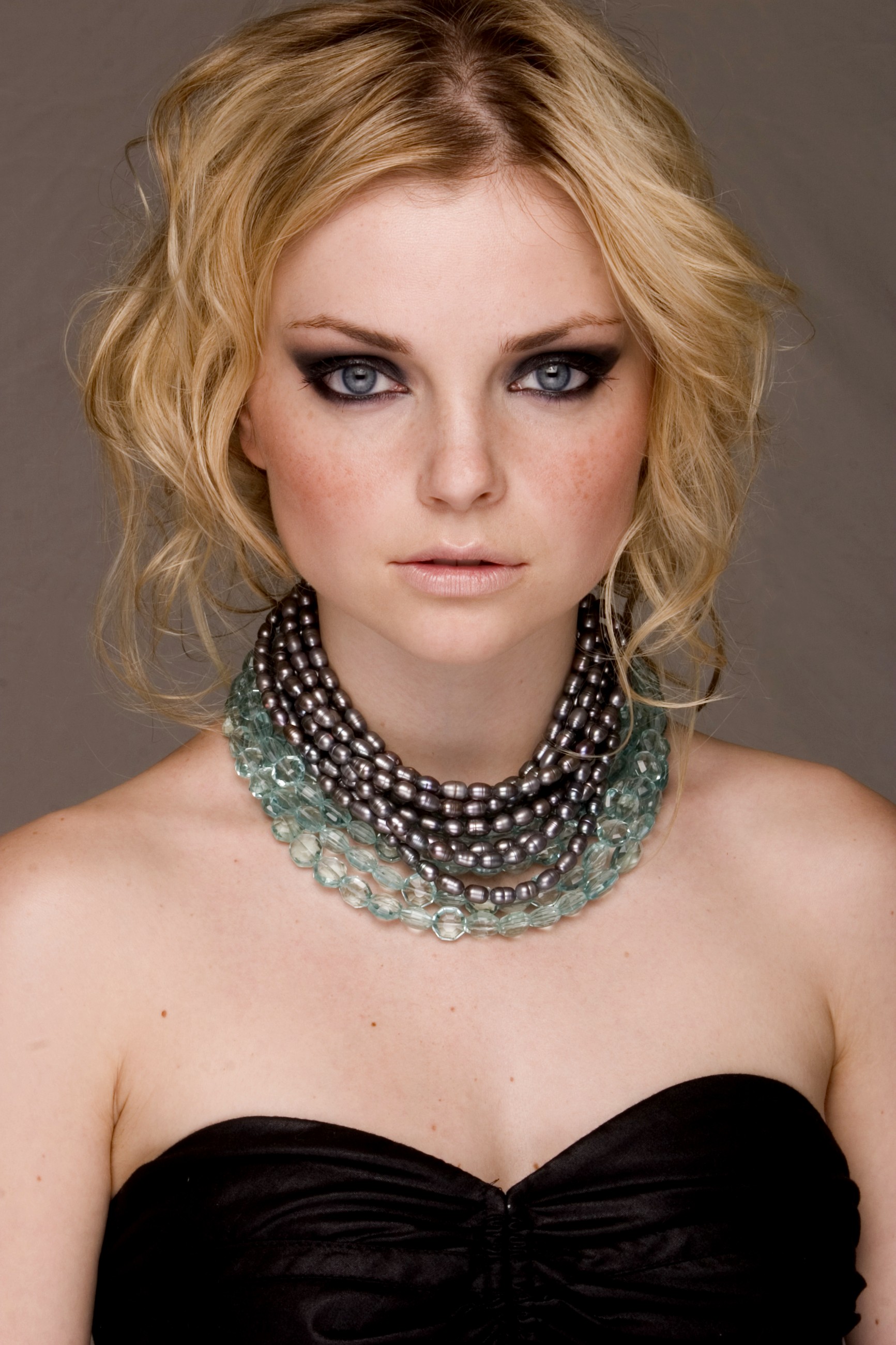 Izabella Miko photo #147409