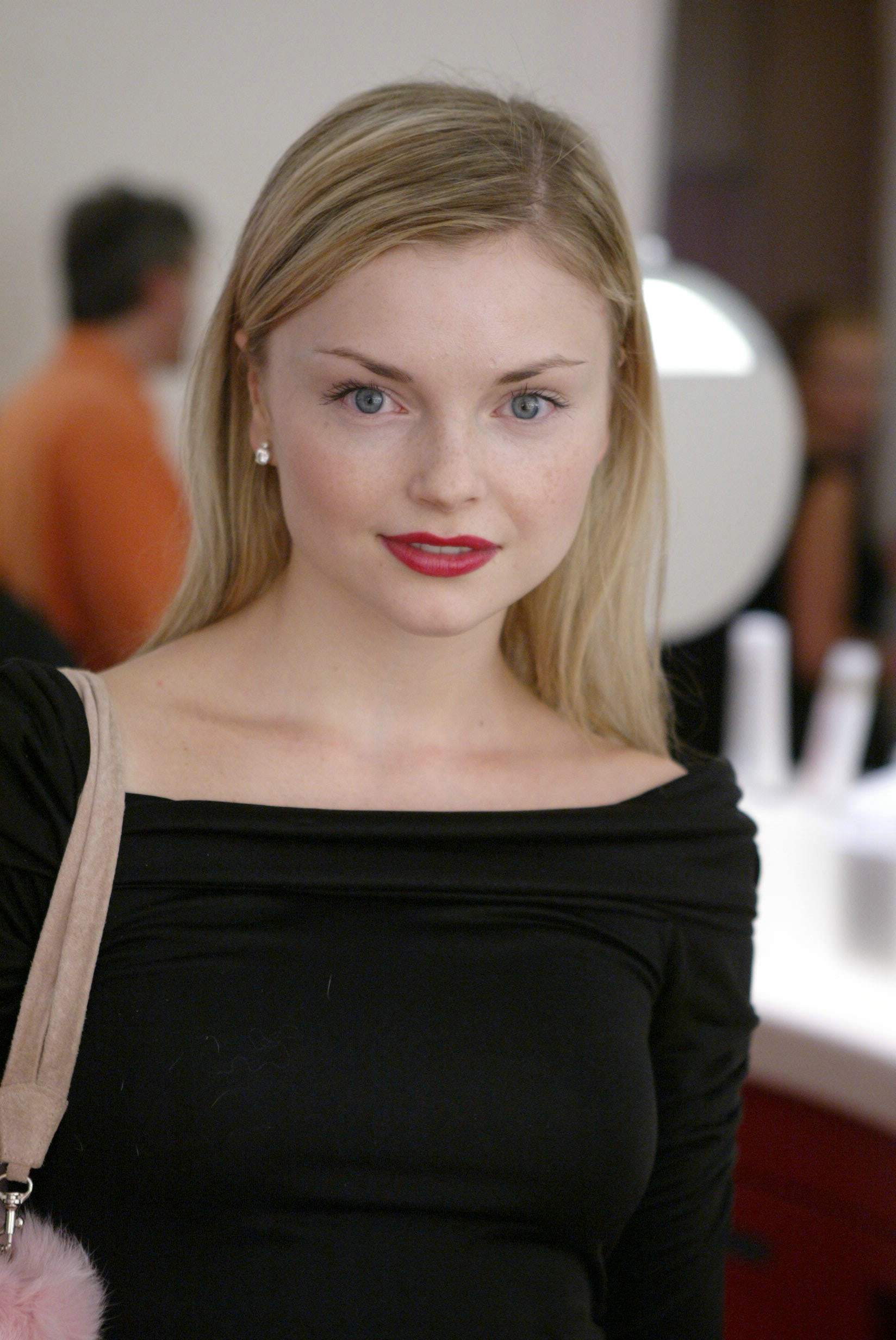 Izabella Miko photo #145635