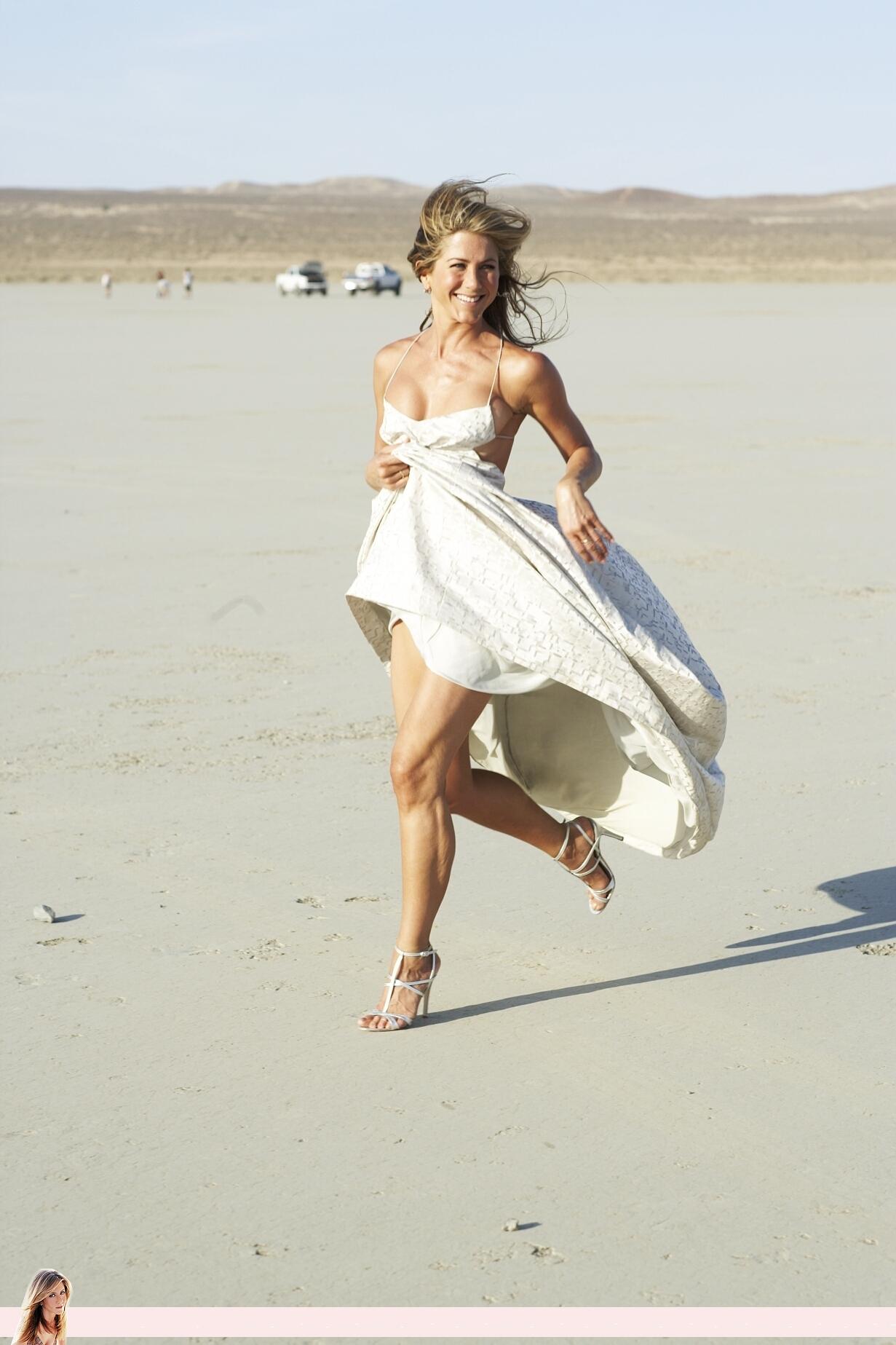 Jennifer Aniston photo #211403