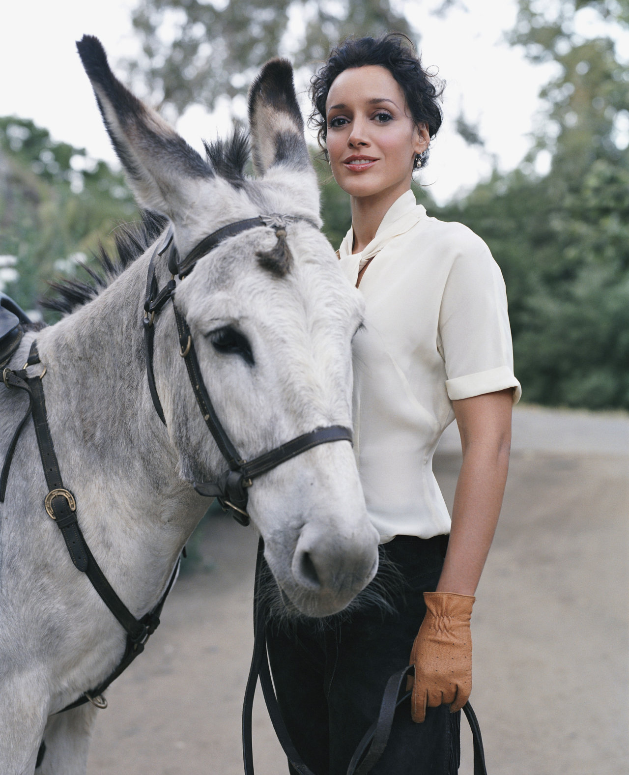 Jennifer Beals photo #131135