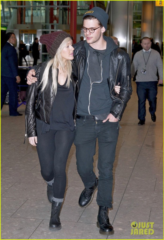 Jeremy Irvine photo #597065