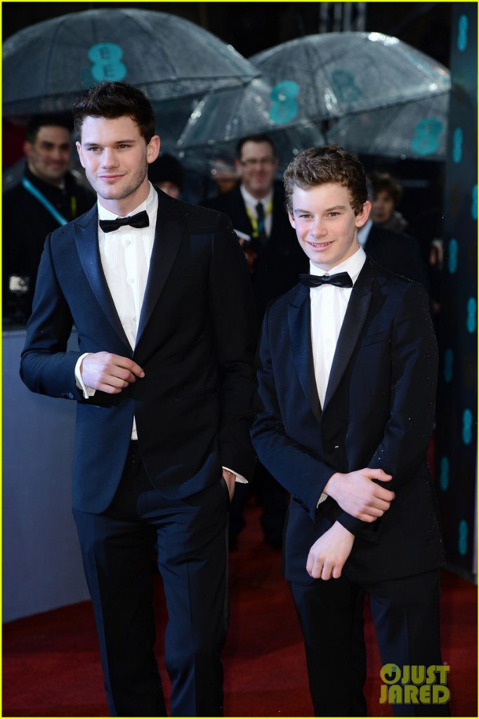 Jeremy Irvine photo #600454