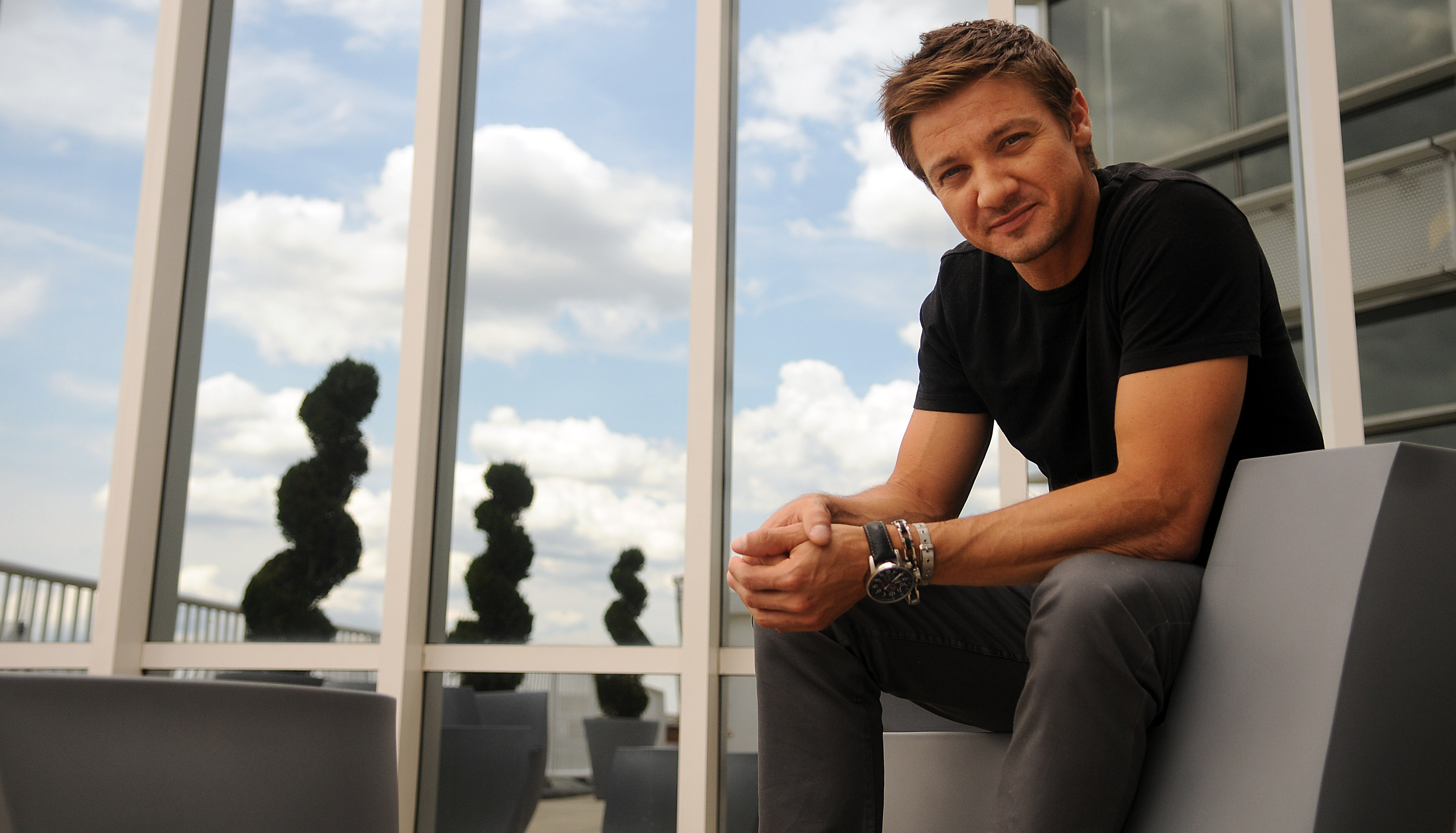 Jeremy Renner photo #422471