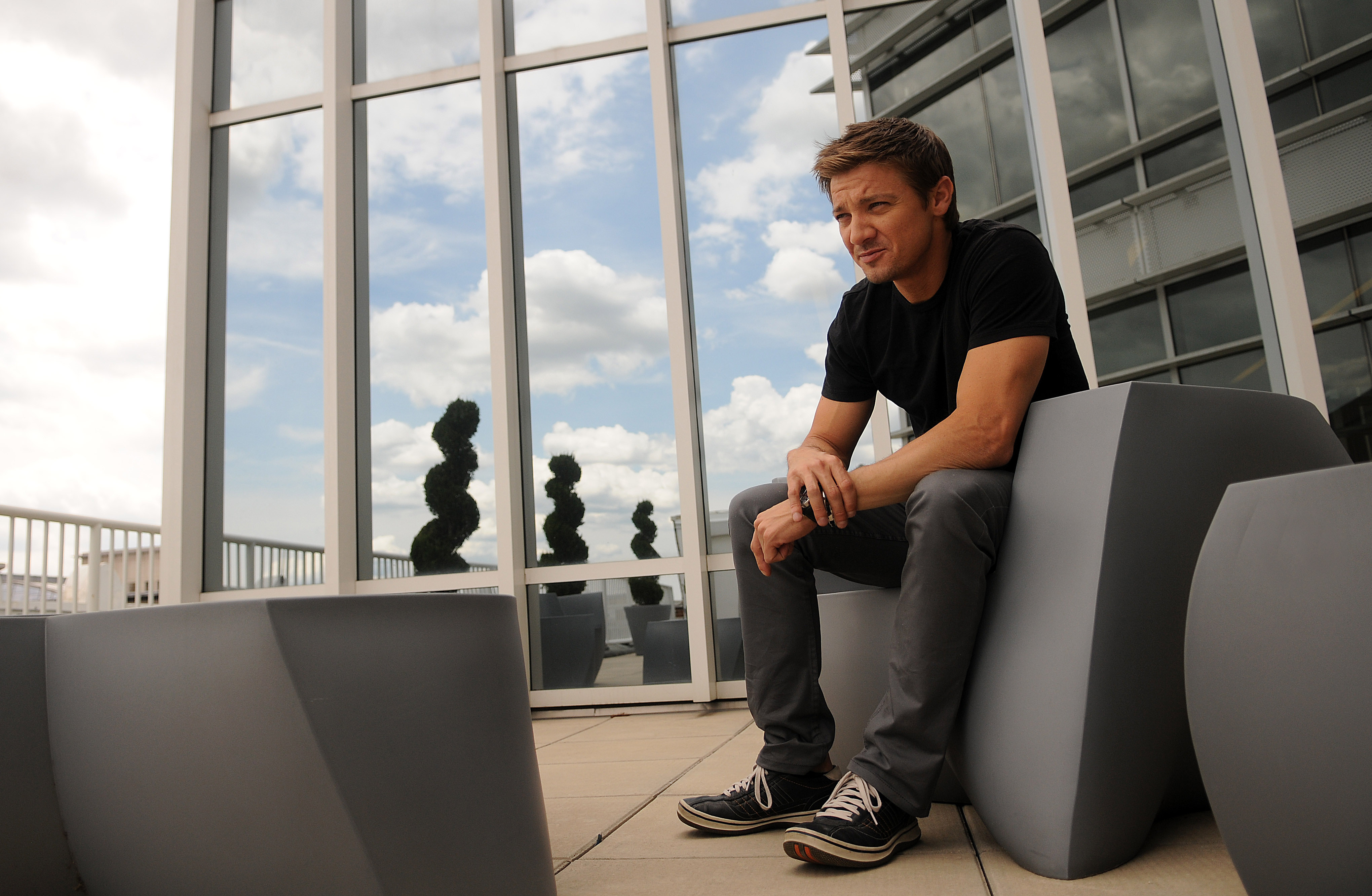 Jeremy Renner photo #422472