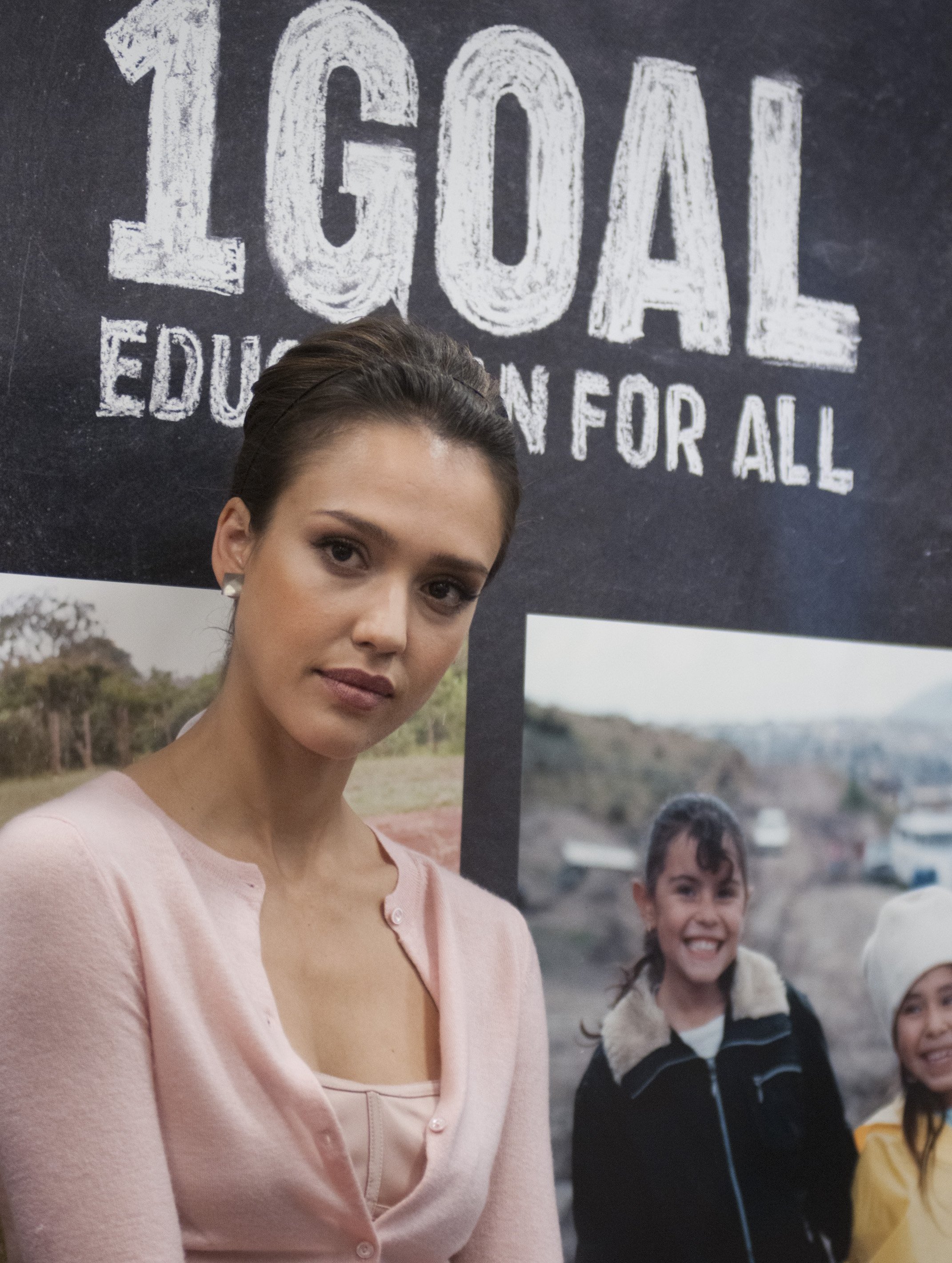 Jessica Alba photo #189833 | Celebs-Place.com