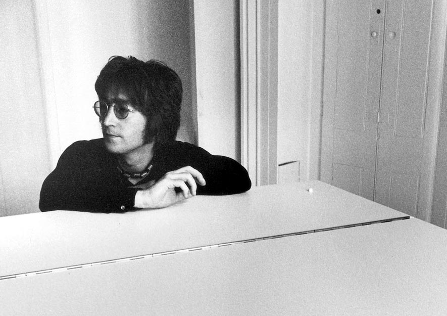 John Lennon photo #562452