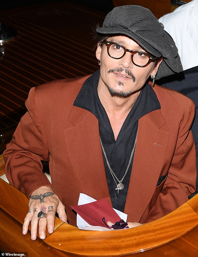 Johnny Depp photo #932811