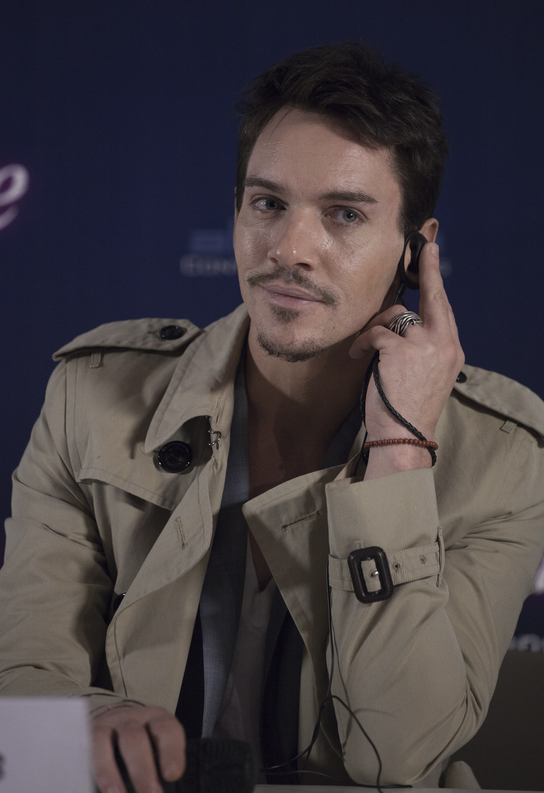 Jonathan Rhys-Meyers photo #603579