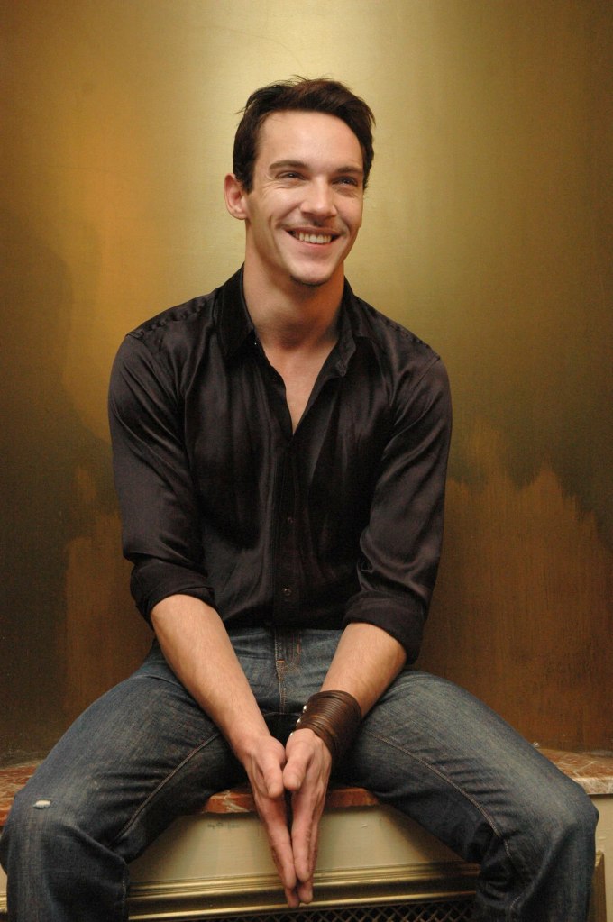 Jonathan Rhys-Meyers photo #582526