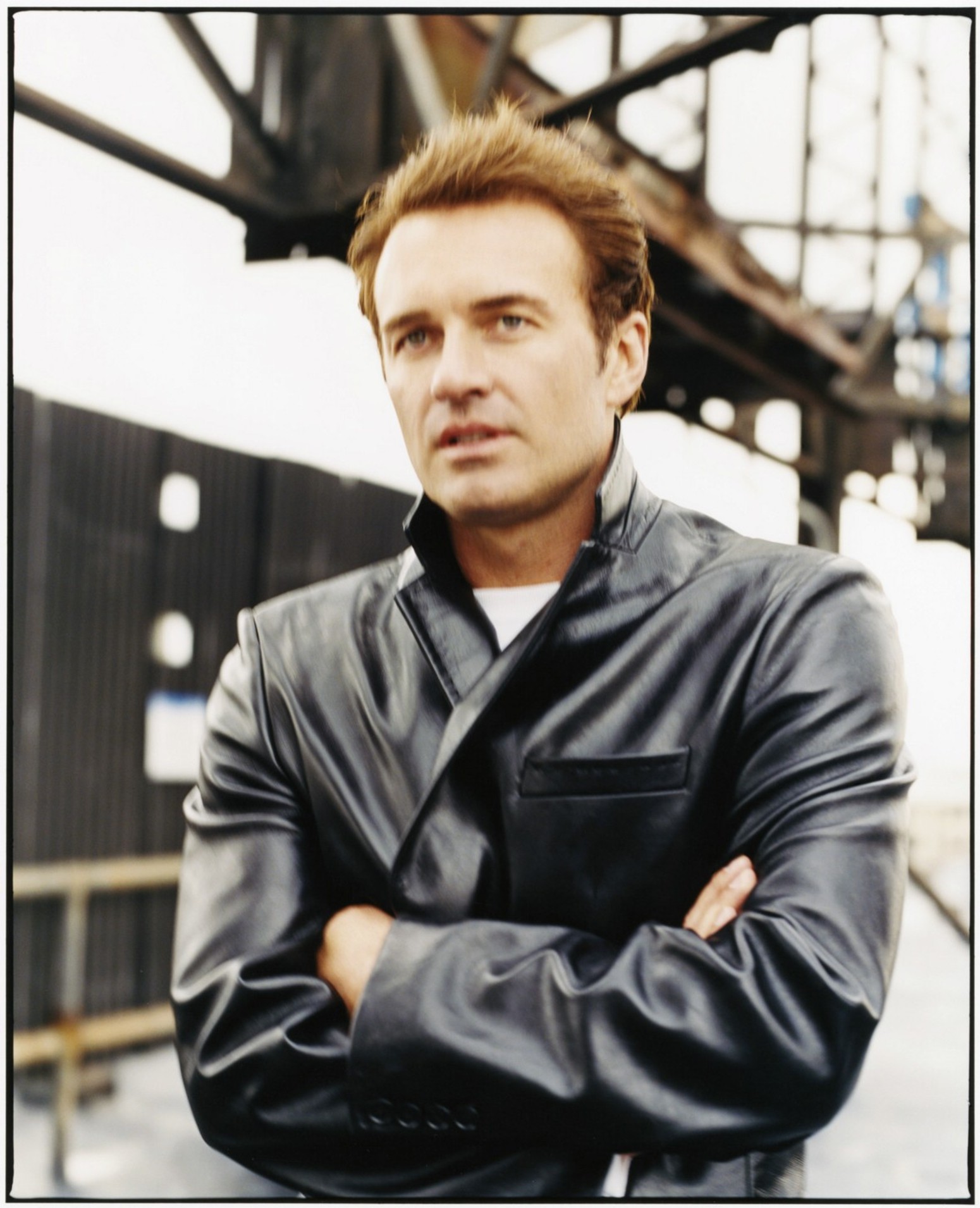 Julian McMahon photo #111705