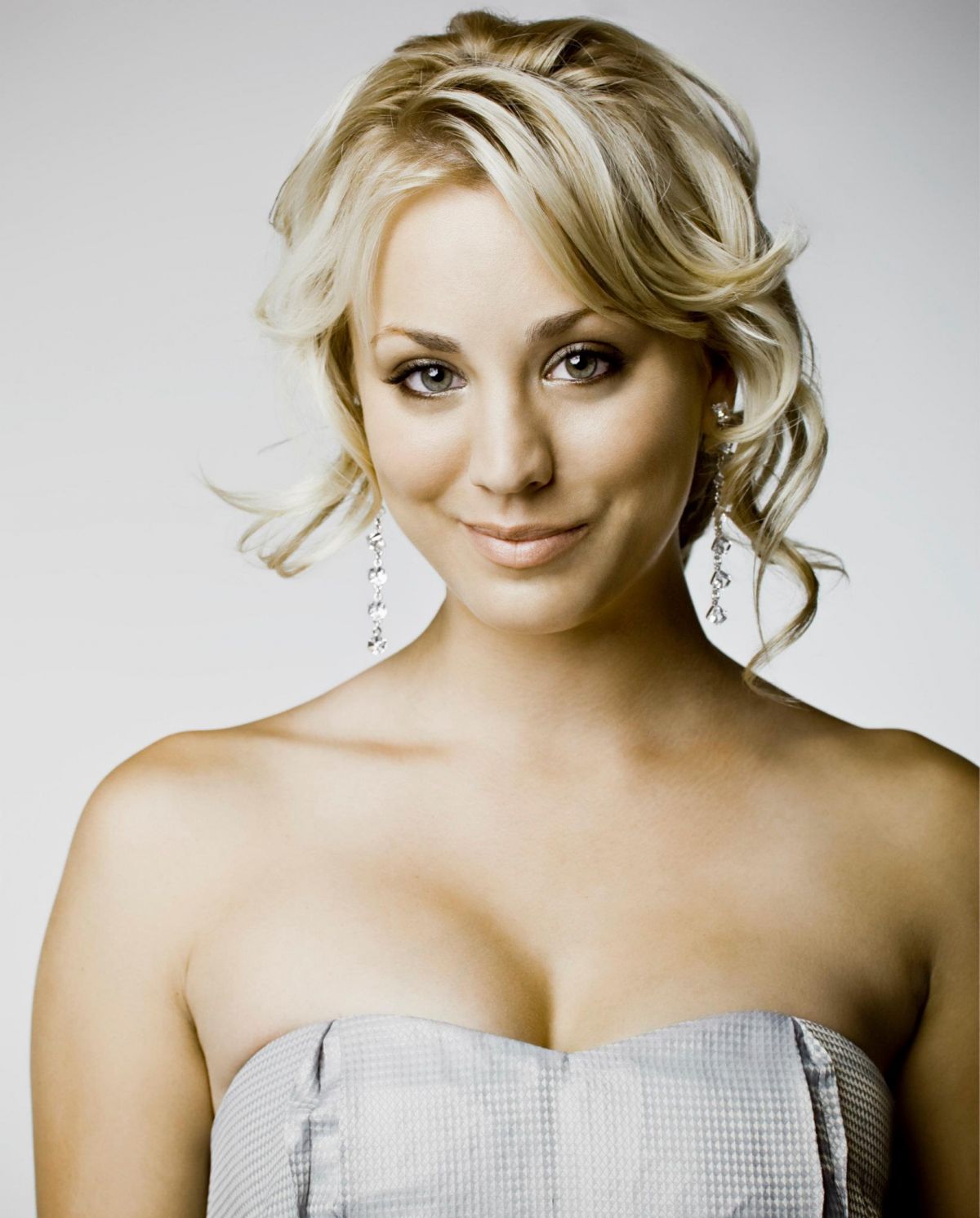 Kaley Cuoco photo #576568