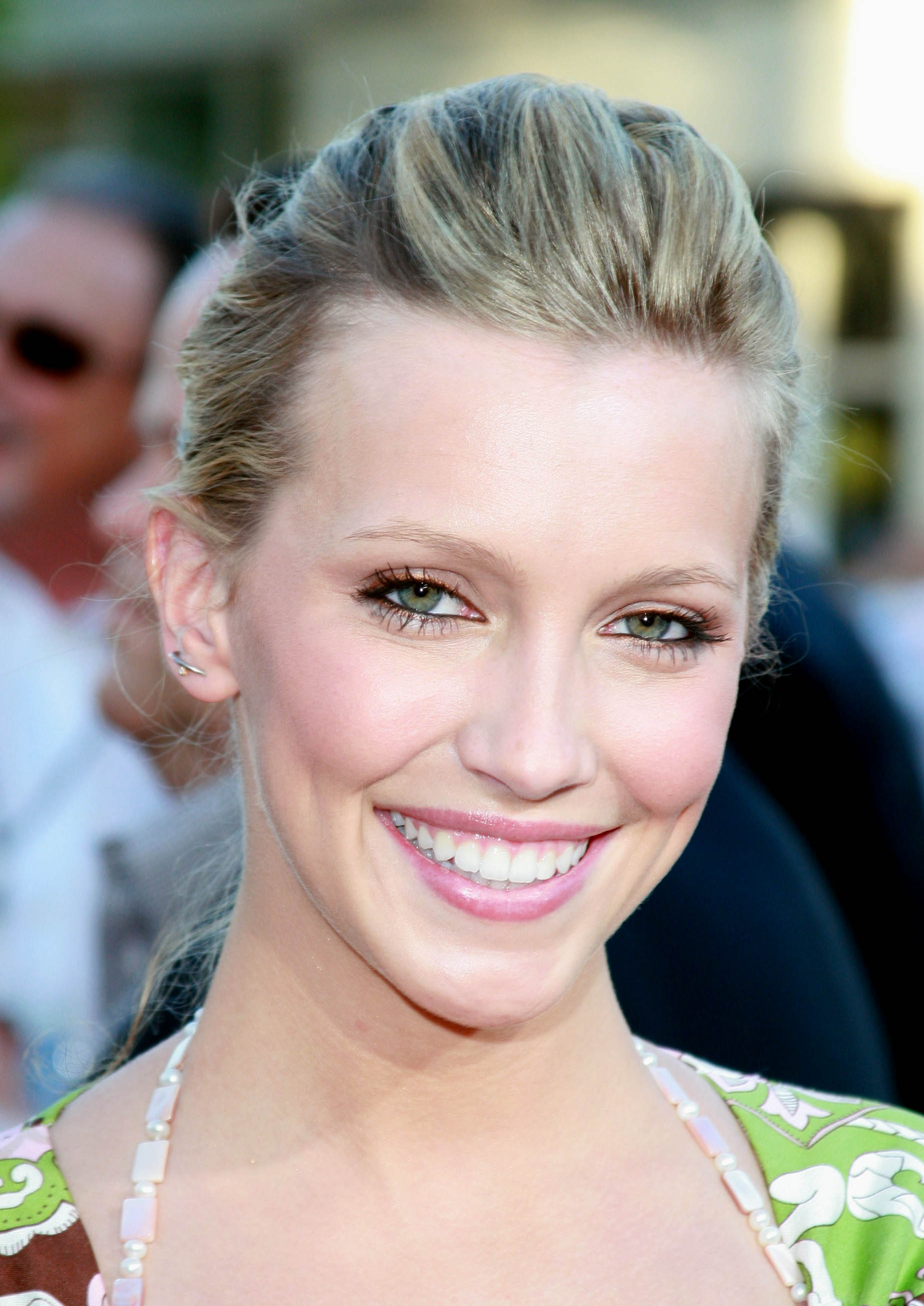 Katie Cassidy photo #297844