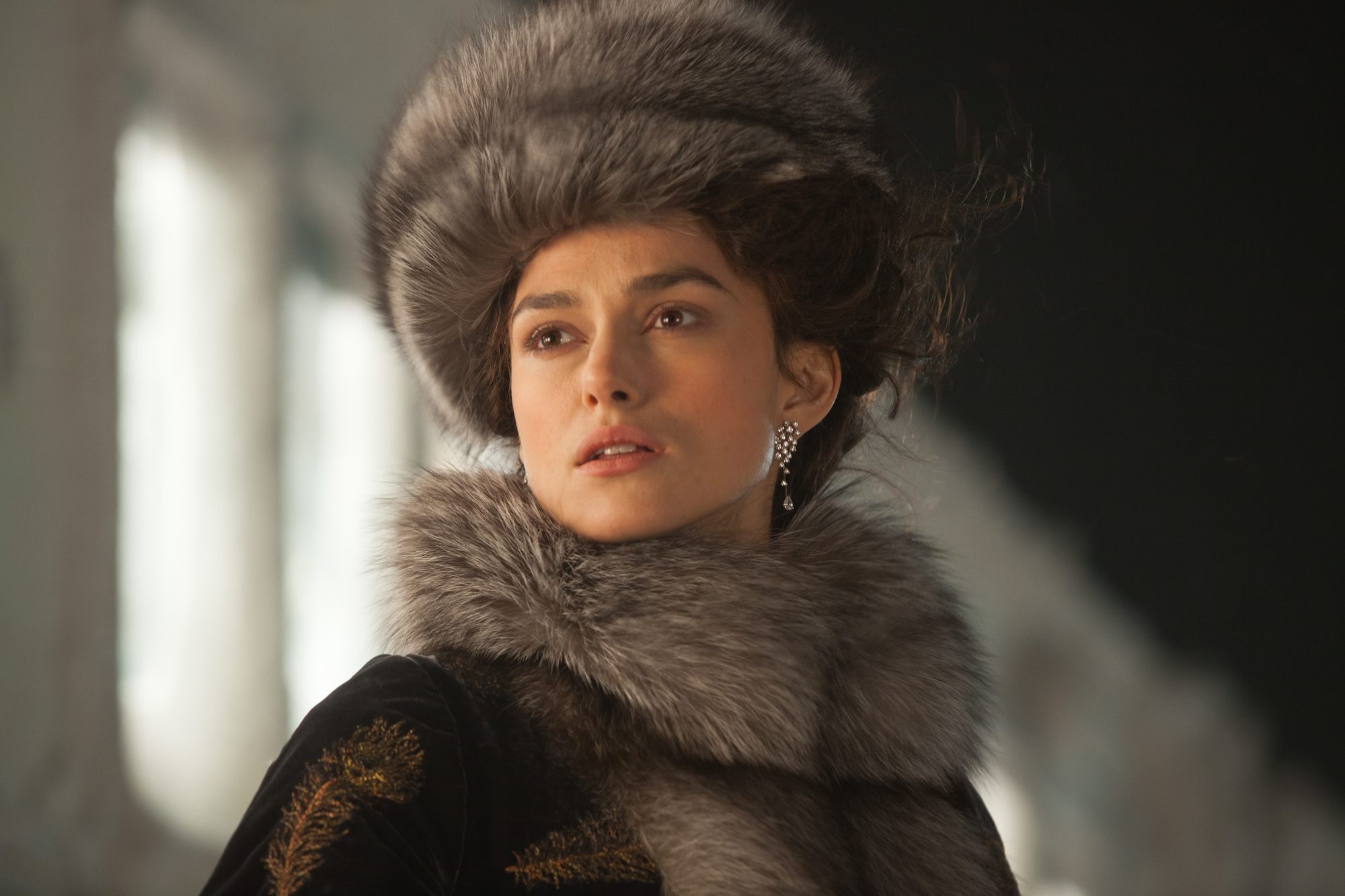 Образ анны. Анна Каренина Кир Найтли. Лев толстой "Anna Karenina". Кира Найтли в роли Анны Карениной. Кира Найтли Каренина.