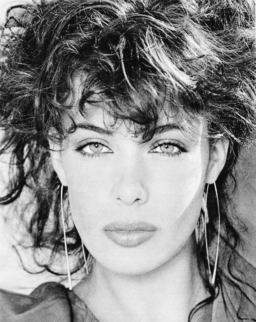 Kelly LeBrock photo #1042347