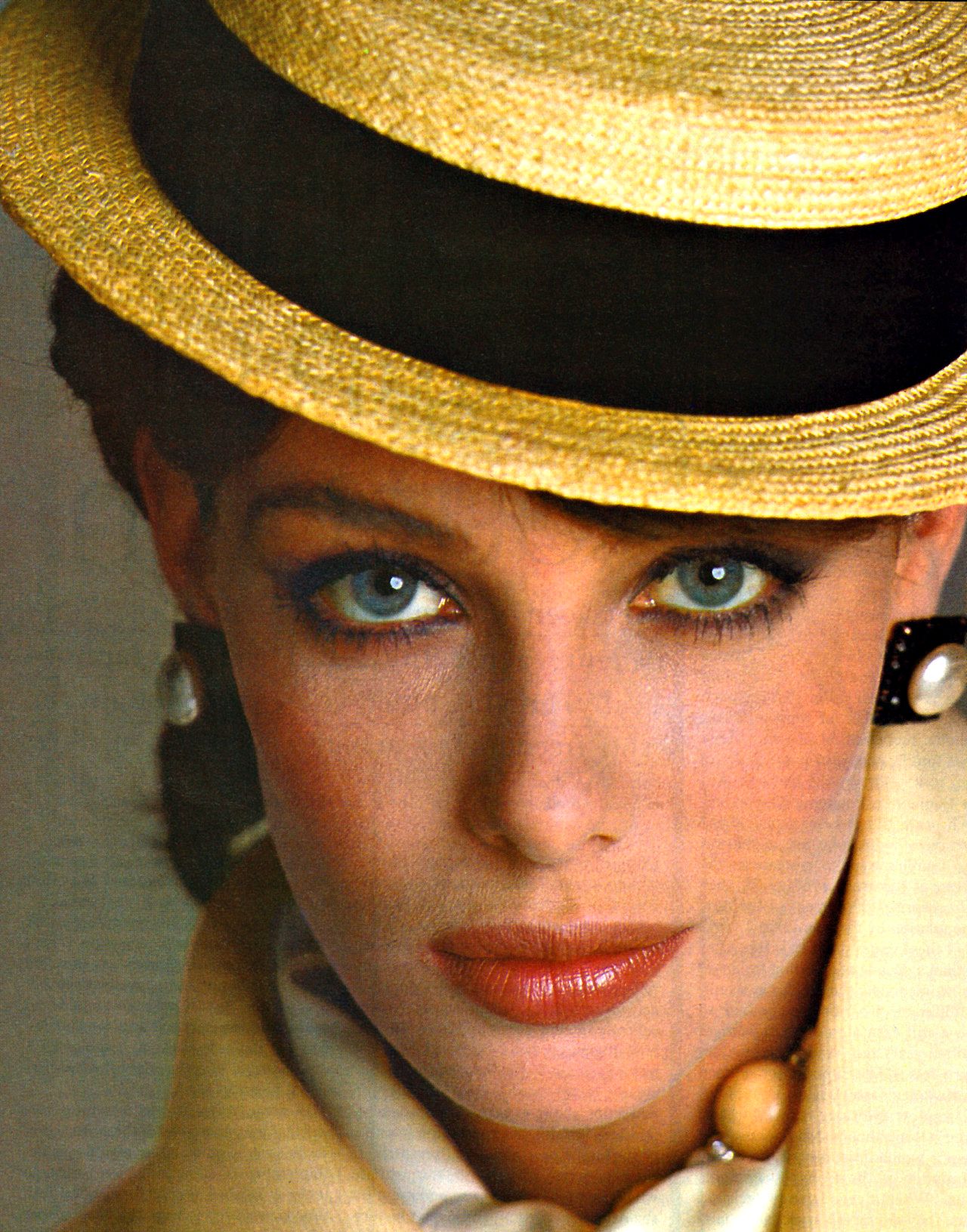 Kelly LeBrock photo #1039861