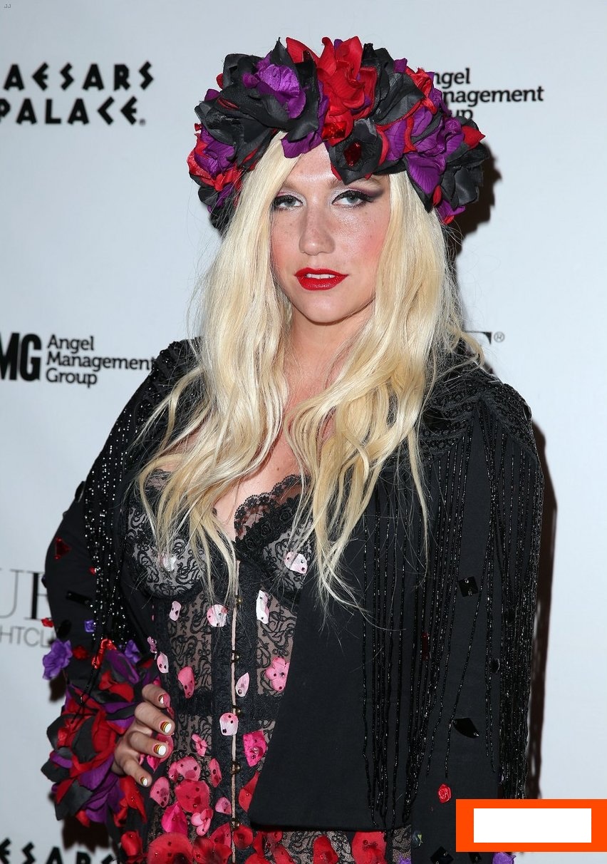 Kesha Rose Sebert photo #482565