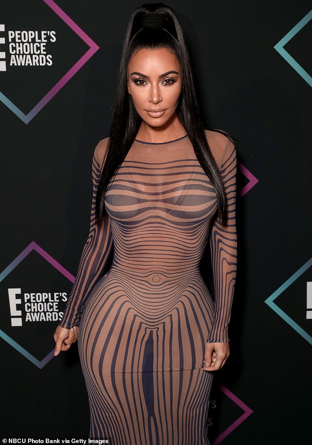 Kim Kardashian photo #904308